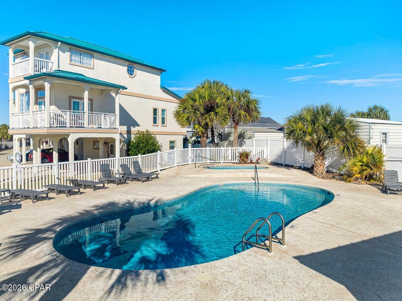 The Palms - Residential