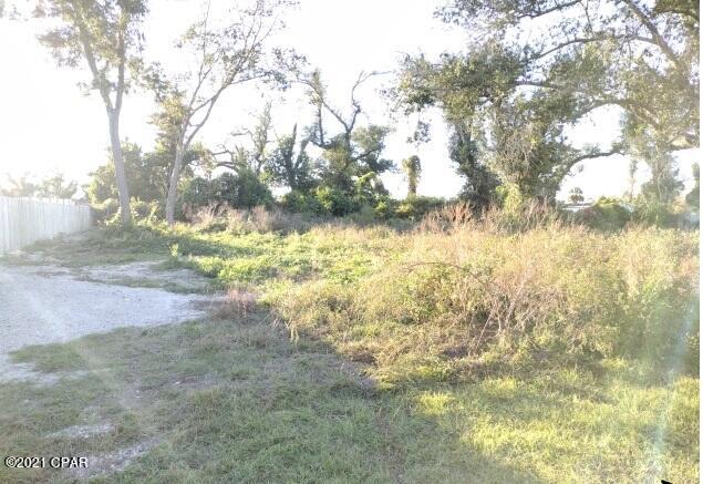 North Mooretown - Land