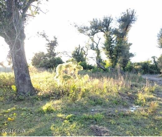 North Mooretown - Land