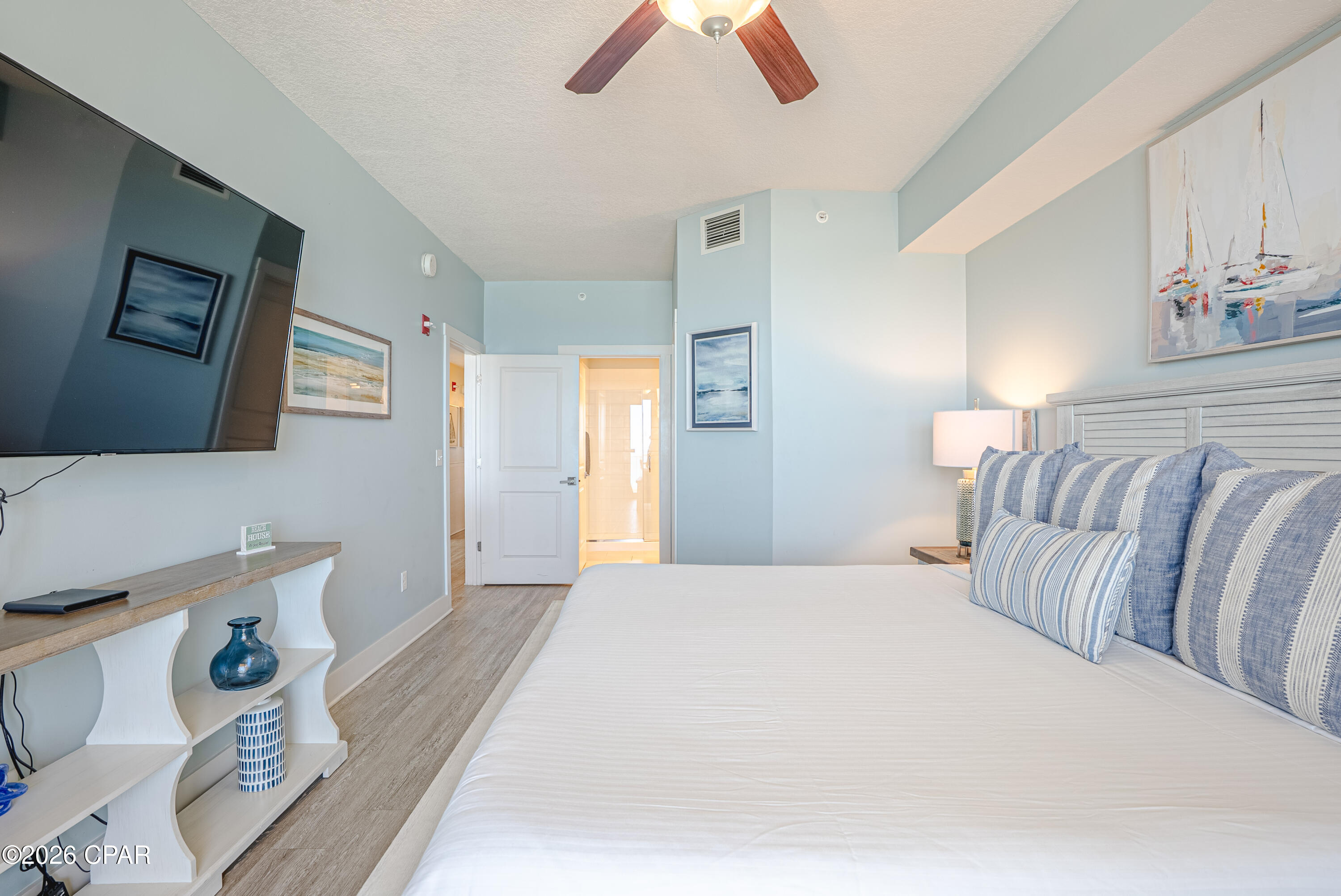 Calypso Towers III - Residential