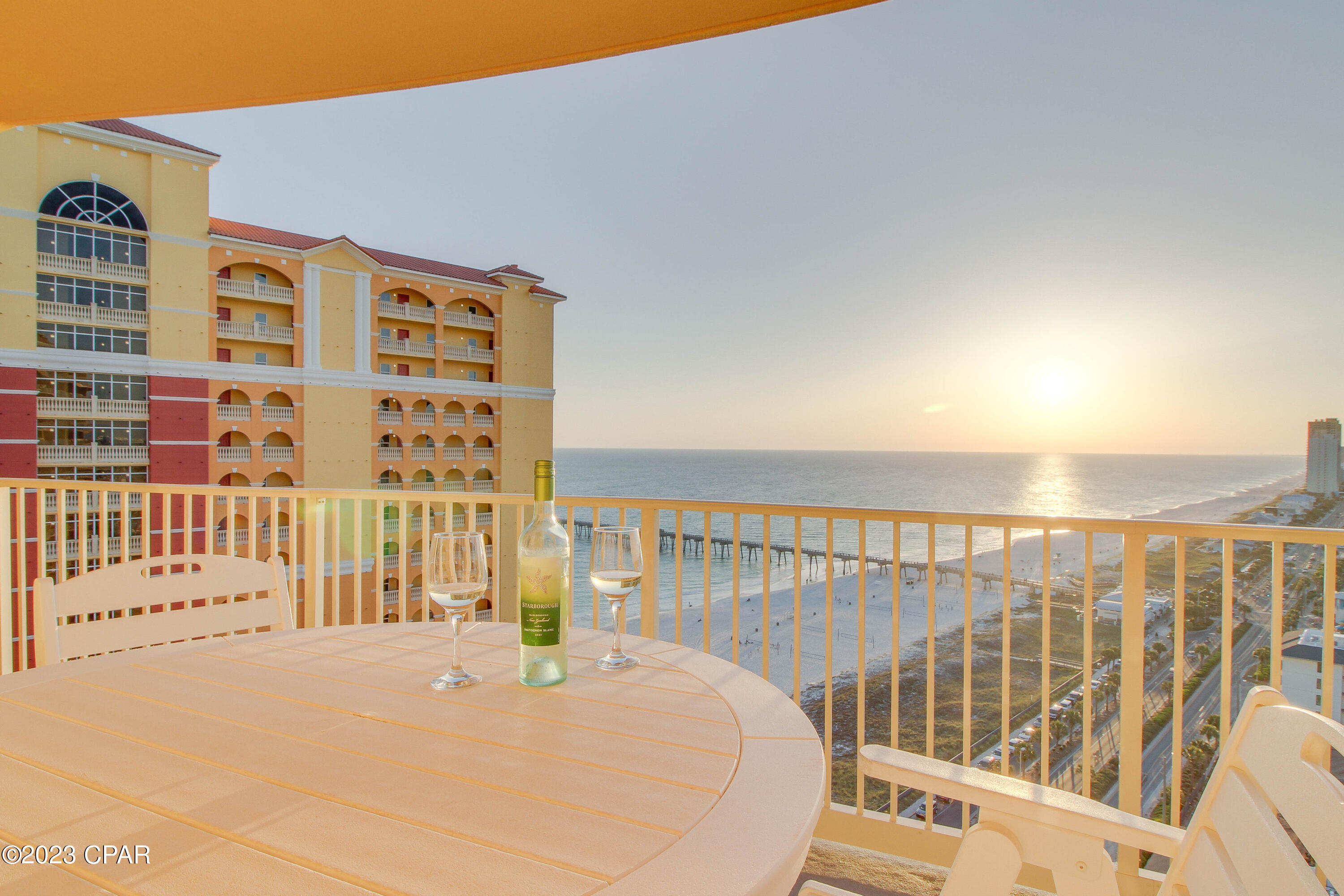 Calypso Towers III - Residential