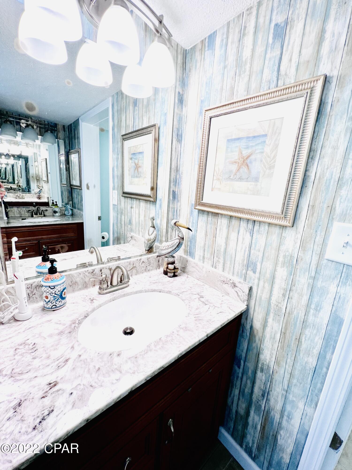 The Commodore - Residential