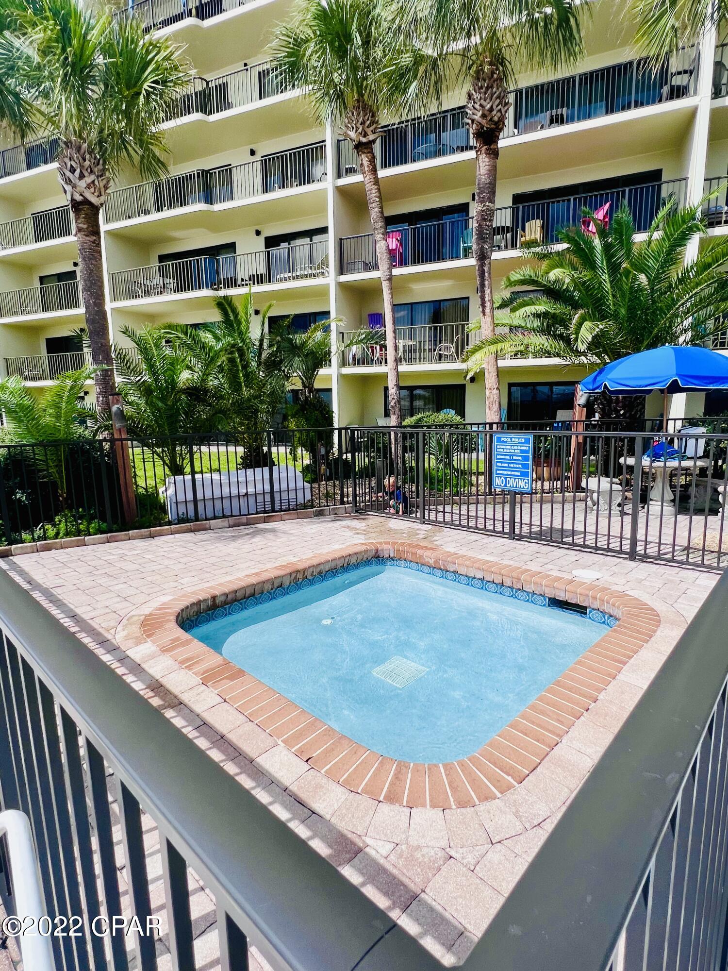 The Commodore - Residential