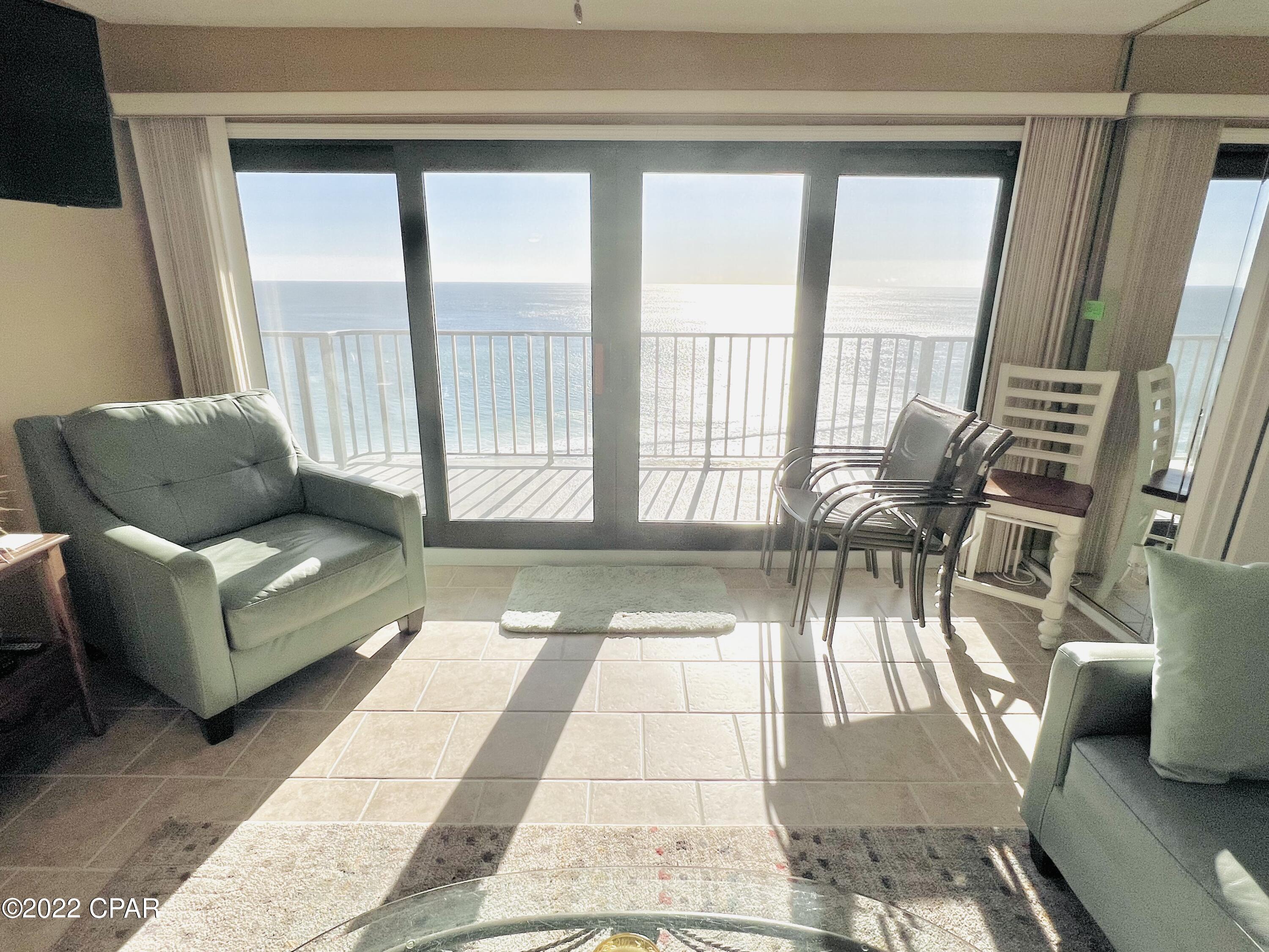 The Commodore - Residential