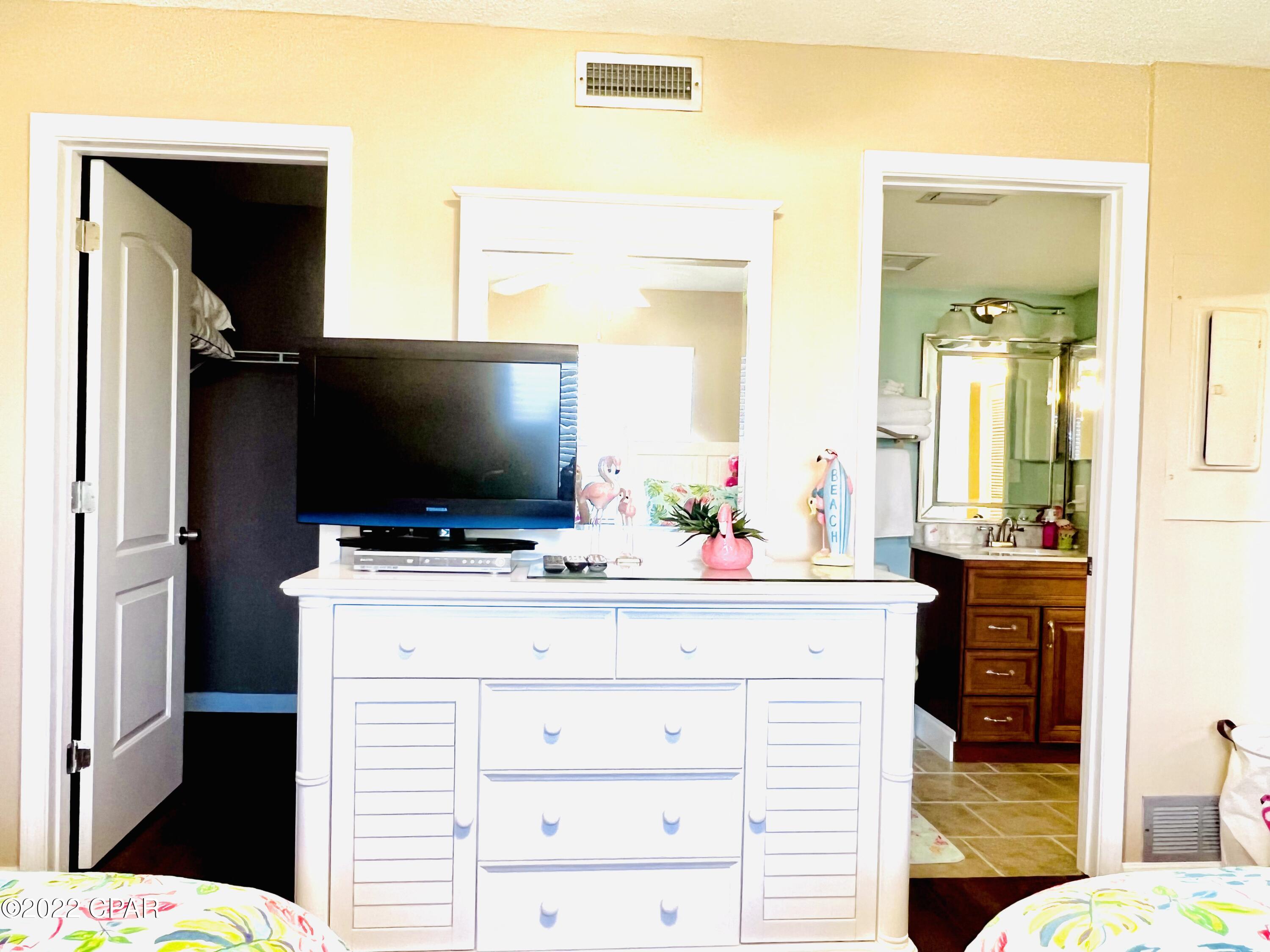 The Commodore - Residential