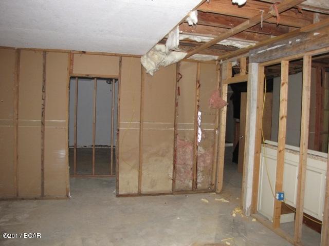 Compass Lake In The Hills - Residential