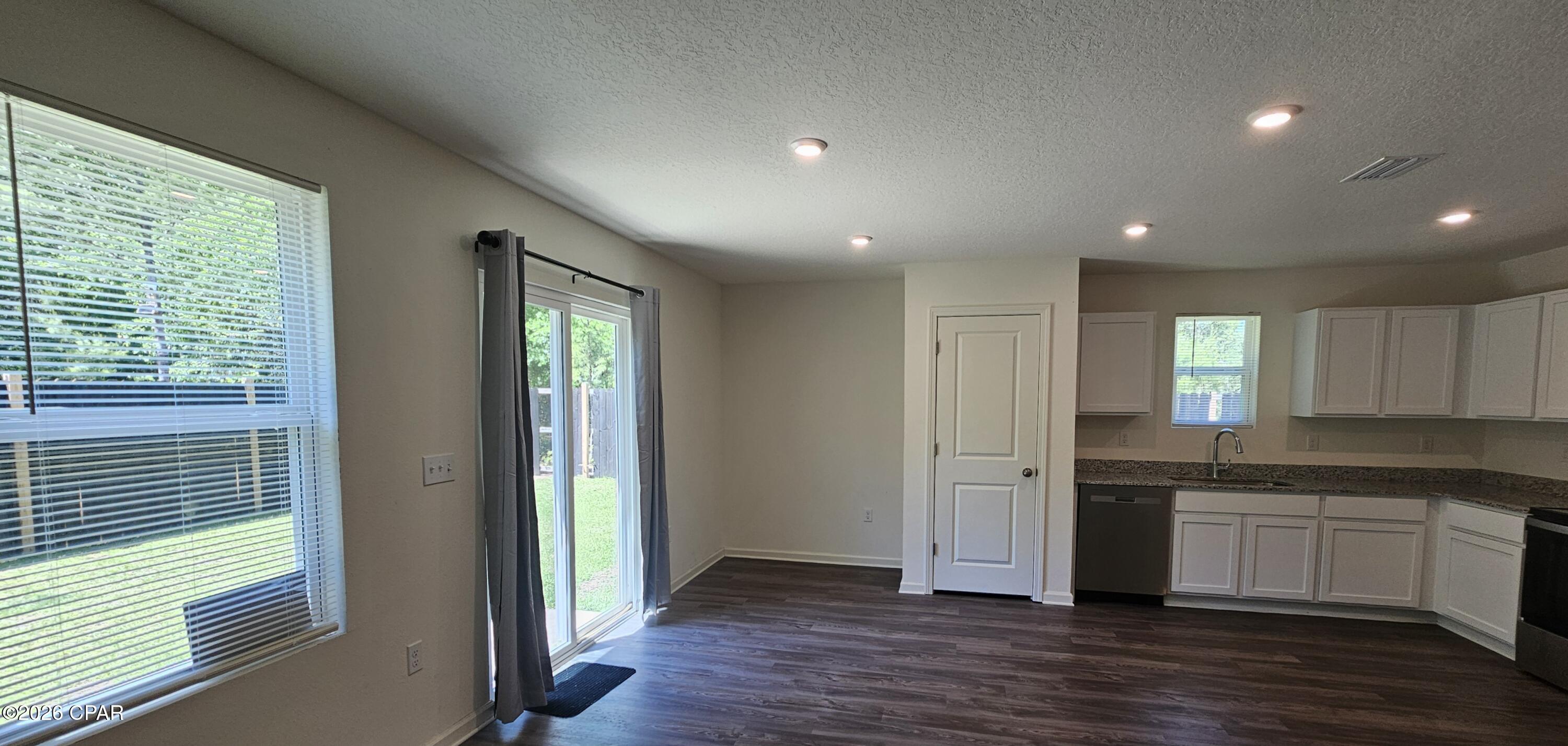 Sunny Hills Unit 1 - Residential