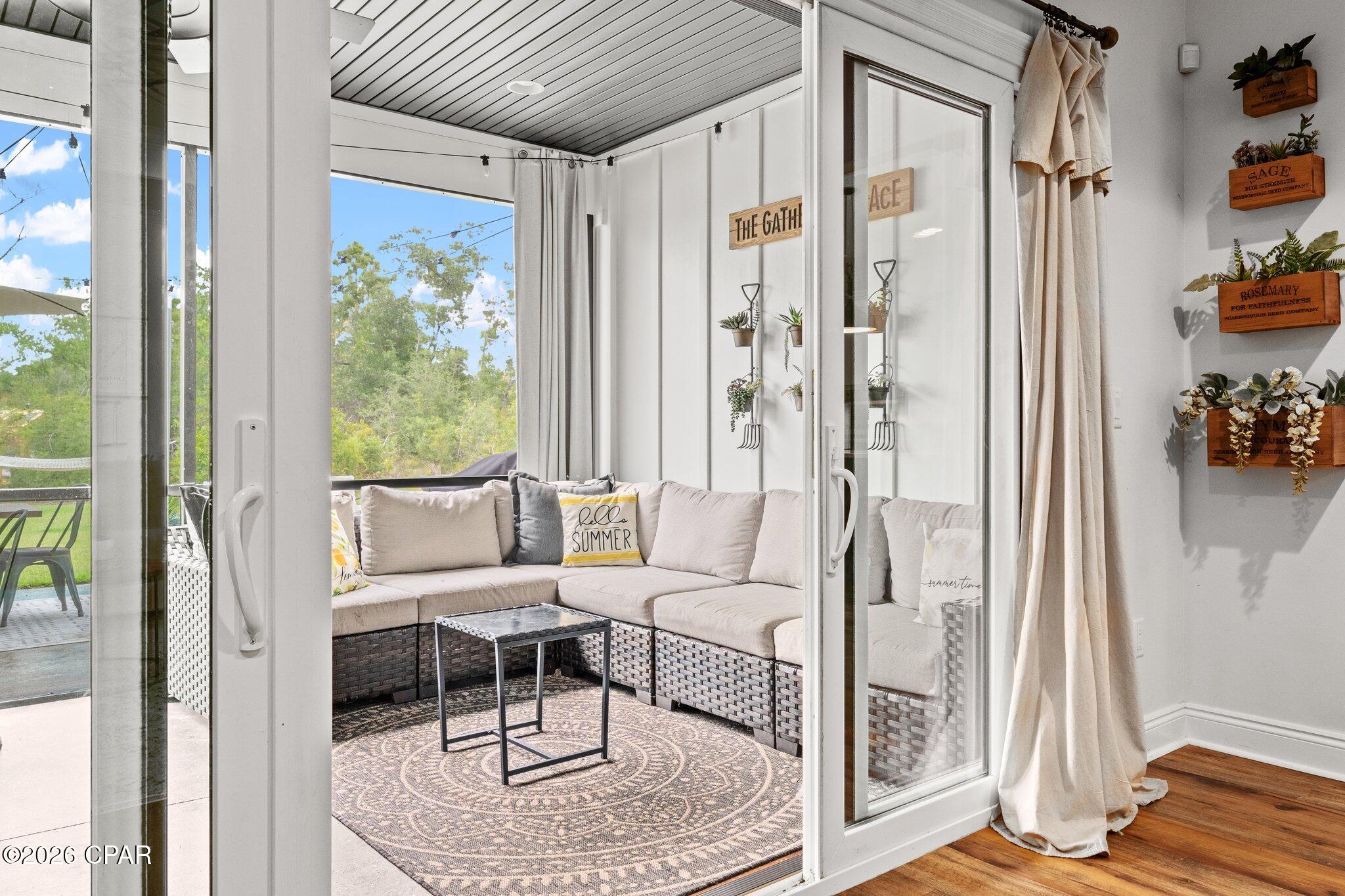 Cedar Creek At Deerpoint Lake - Residential