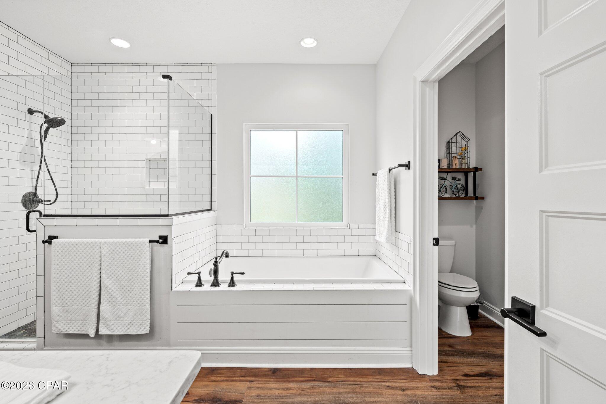 Cedar Creek At Deerpoint Lake - Residential