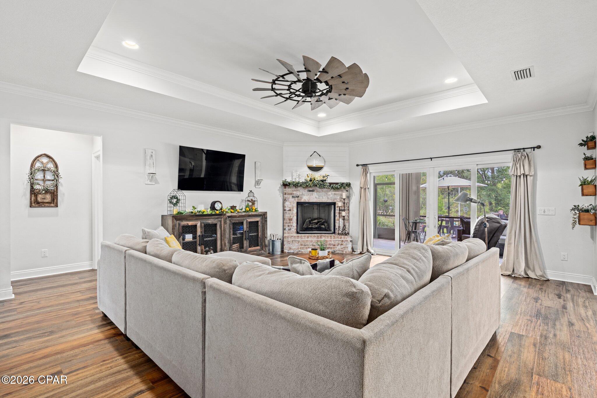 Cedar Creek At Deerpoint Lake - Residential