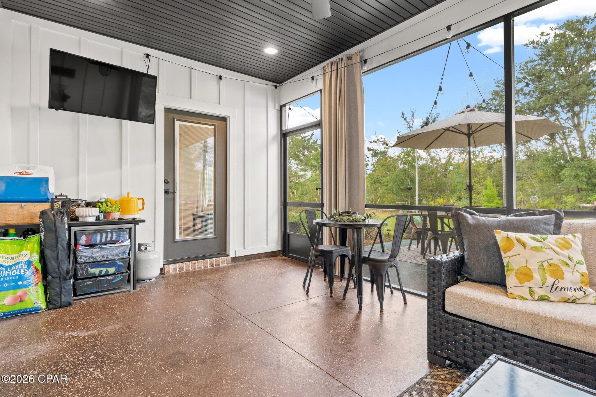 Cedar Creek At Deerpoint Lake - Residential