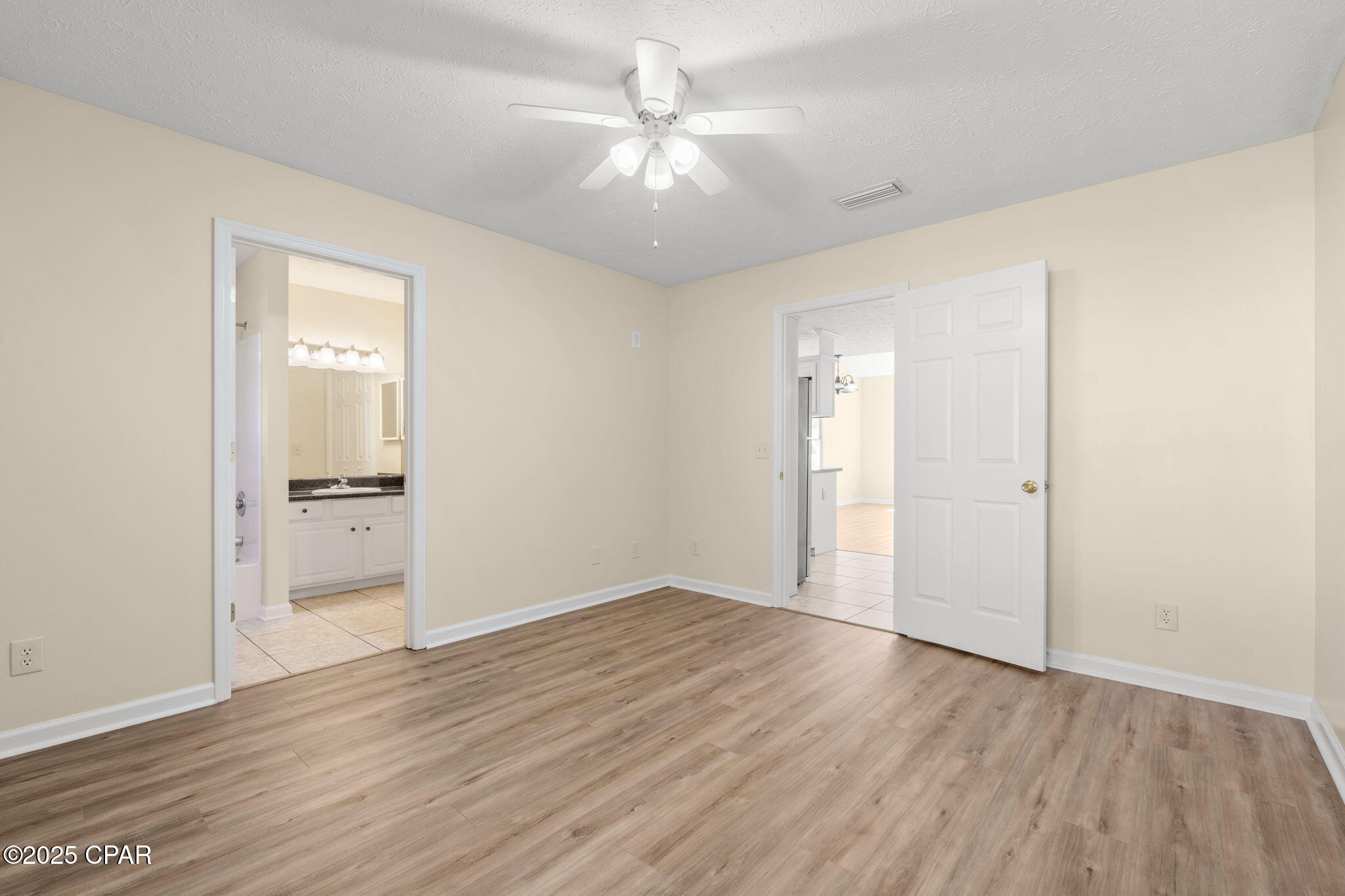 Palm Cove - Residential