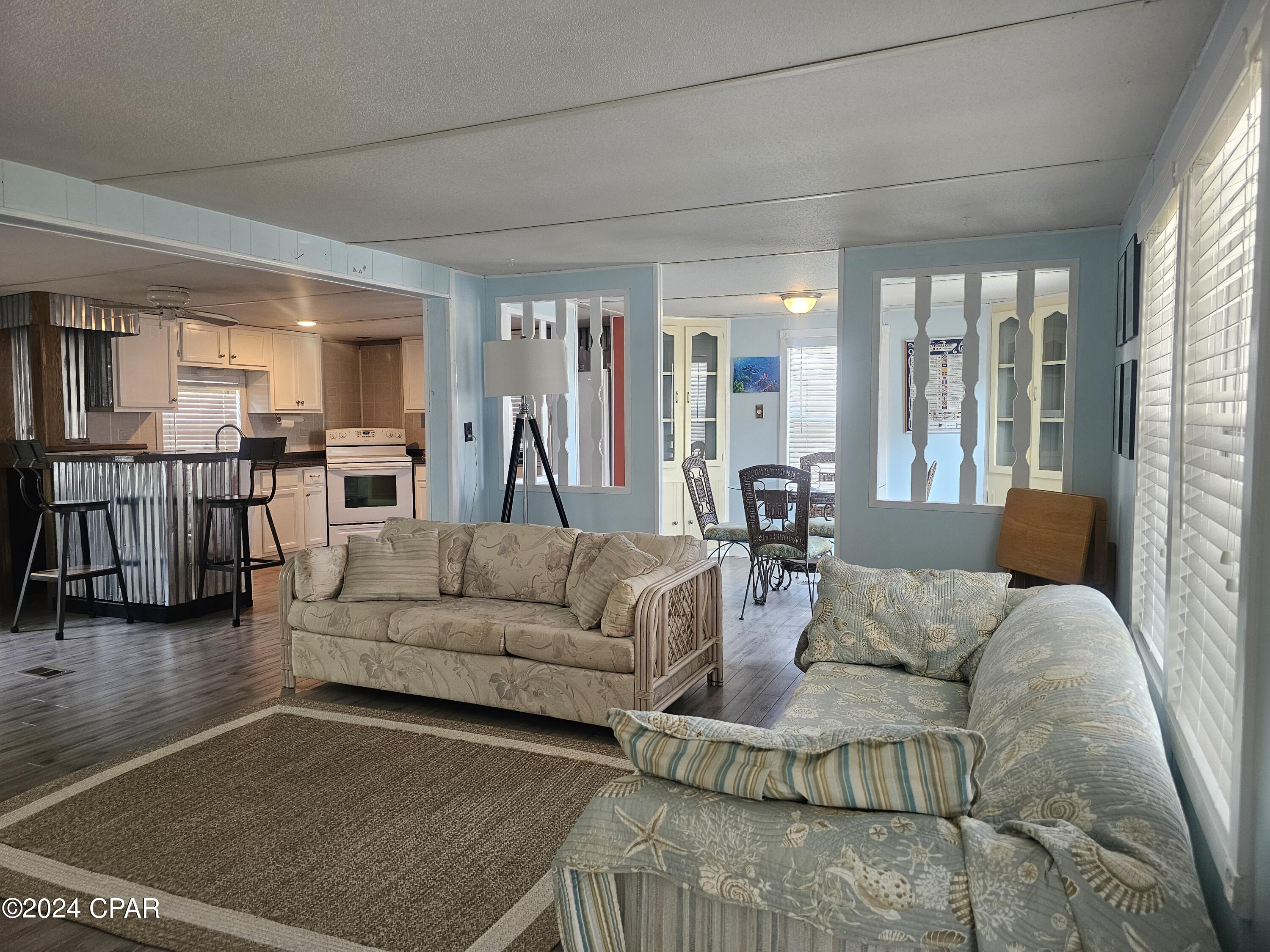 [No Recorded Subdiv] - Residential Lease