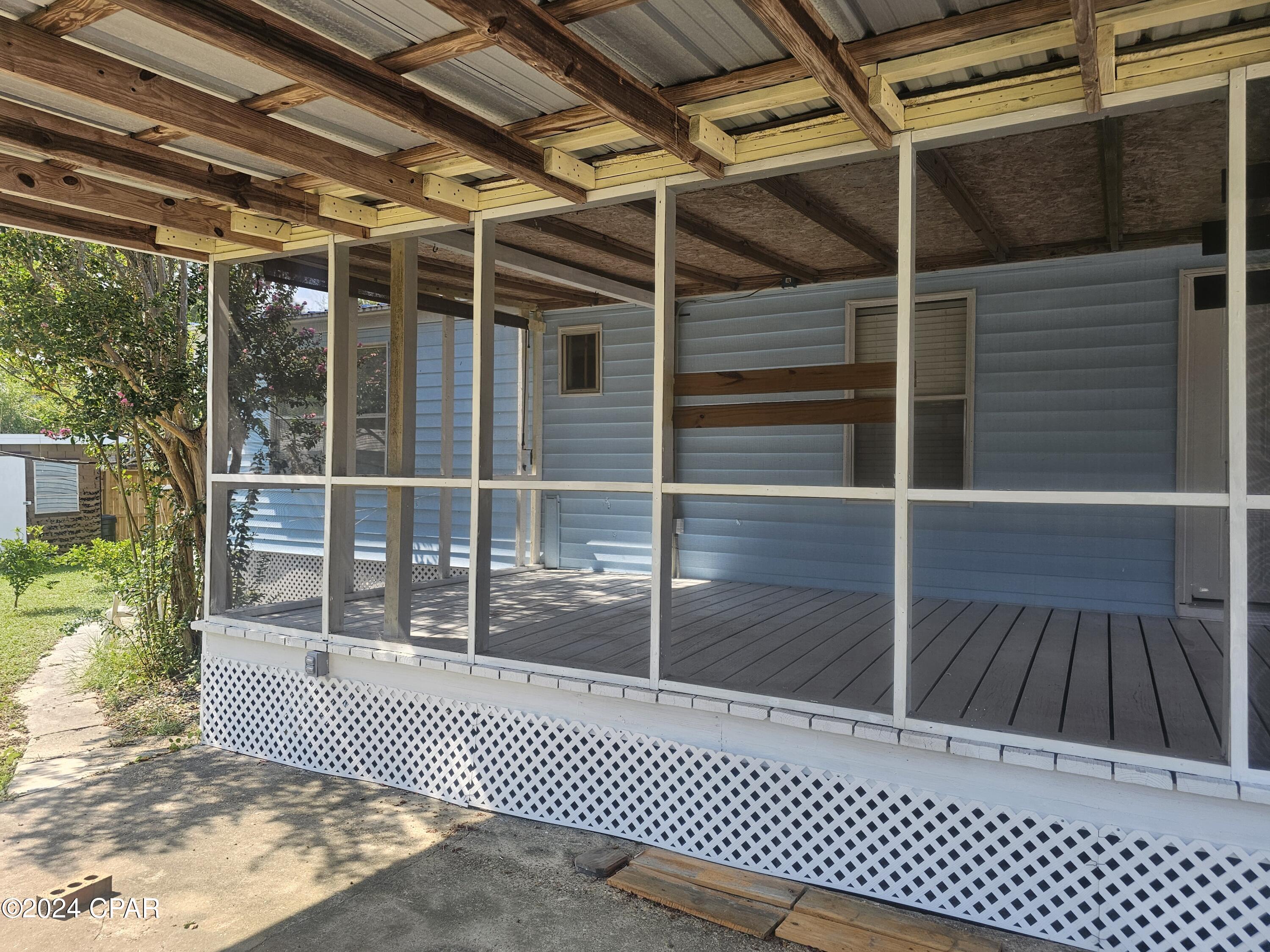 [No Recorded Subdiv] - Residential Lease