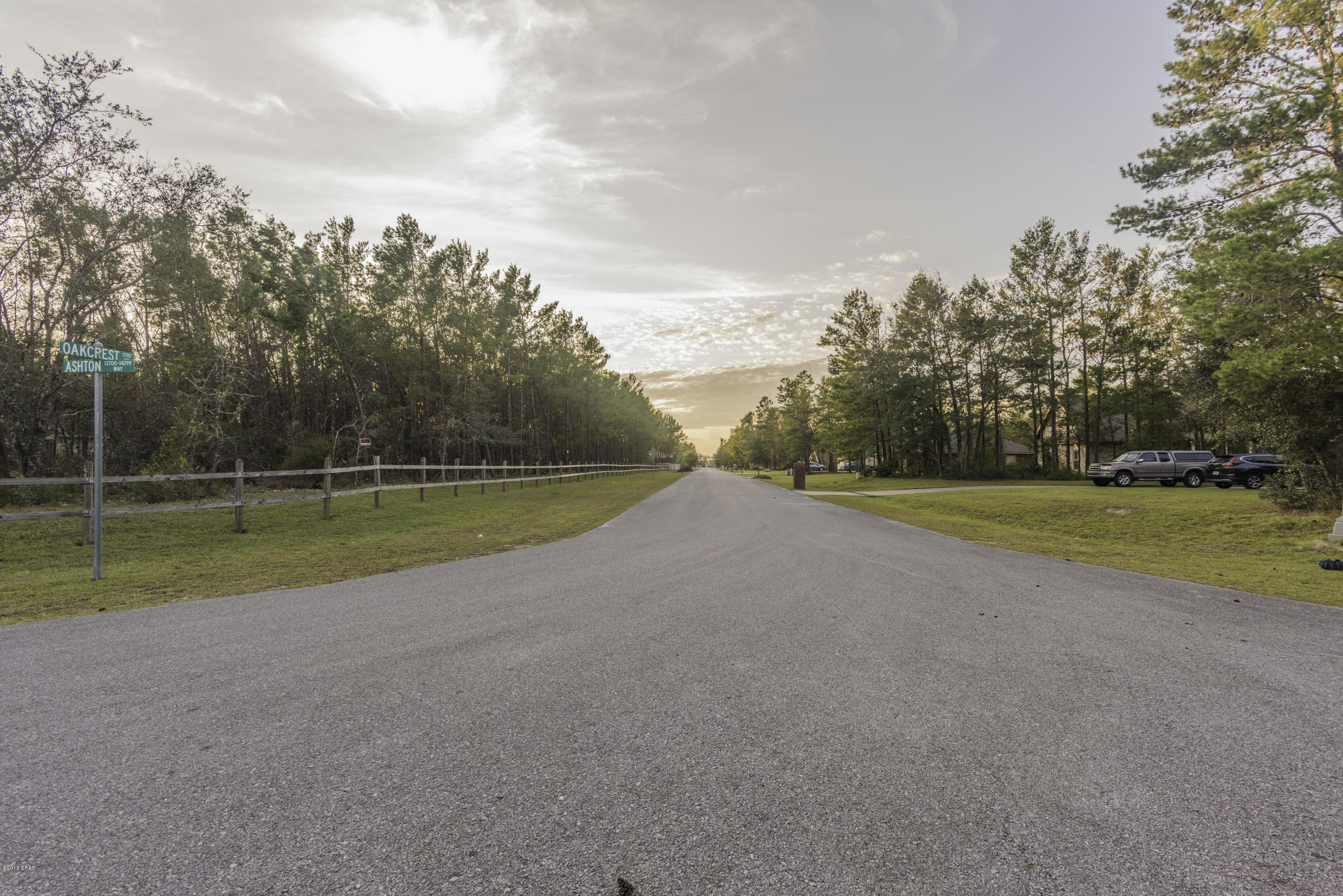 Oakcrest Unit 1 - Land