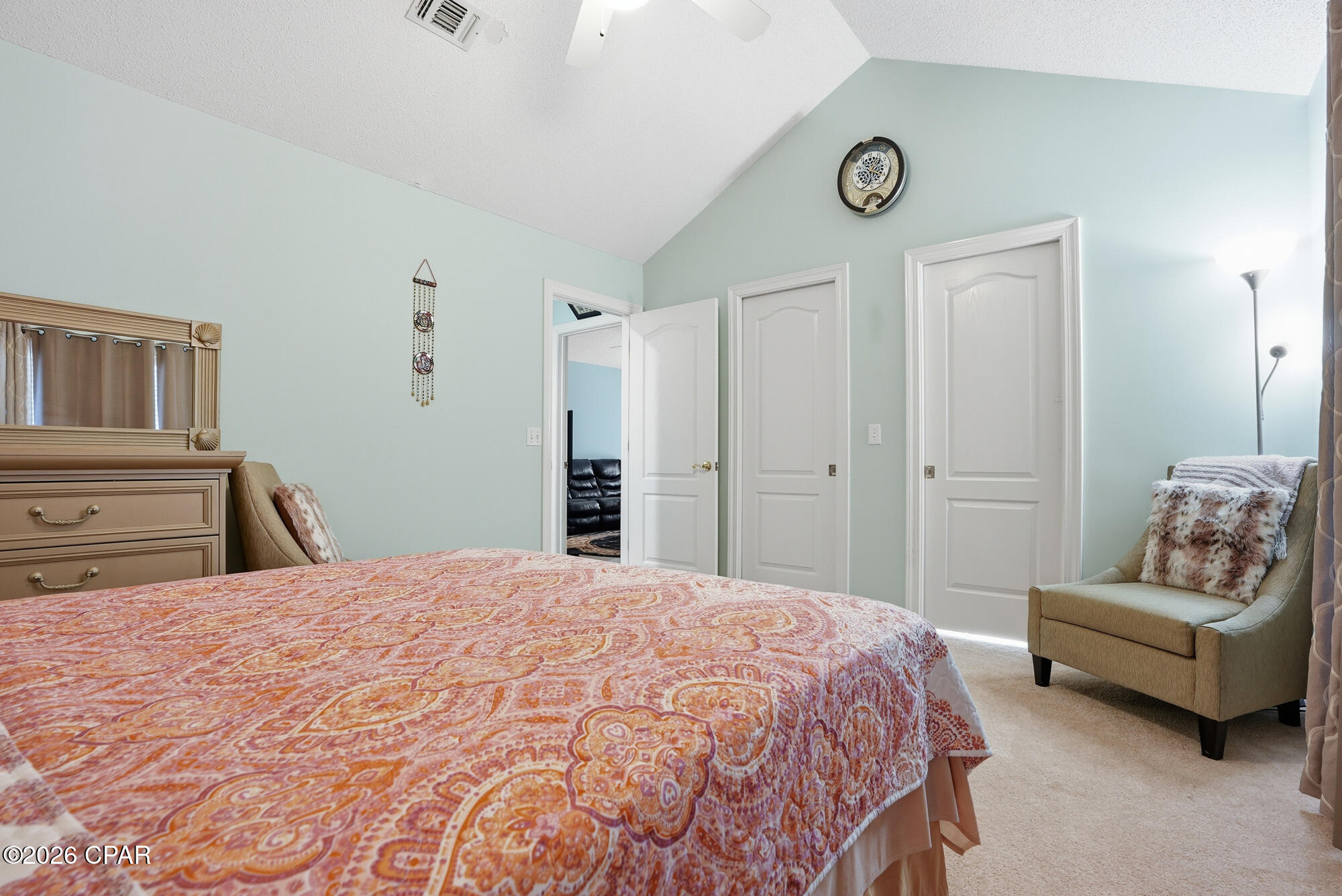 Pretty Bayou Hts 1st - Residential