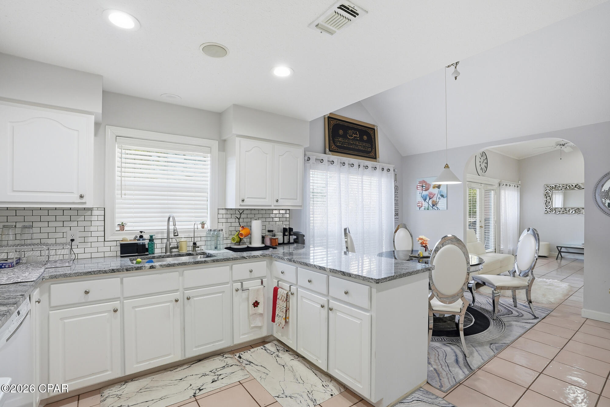 Pretty Bayou Hts 1st - Residential