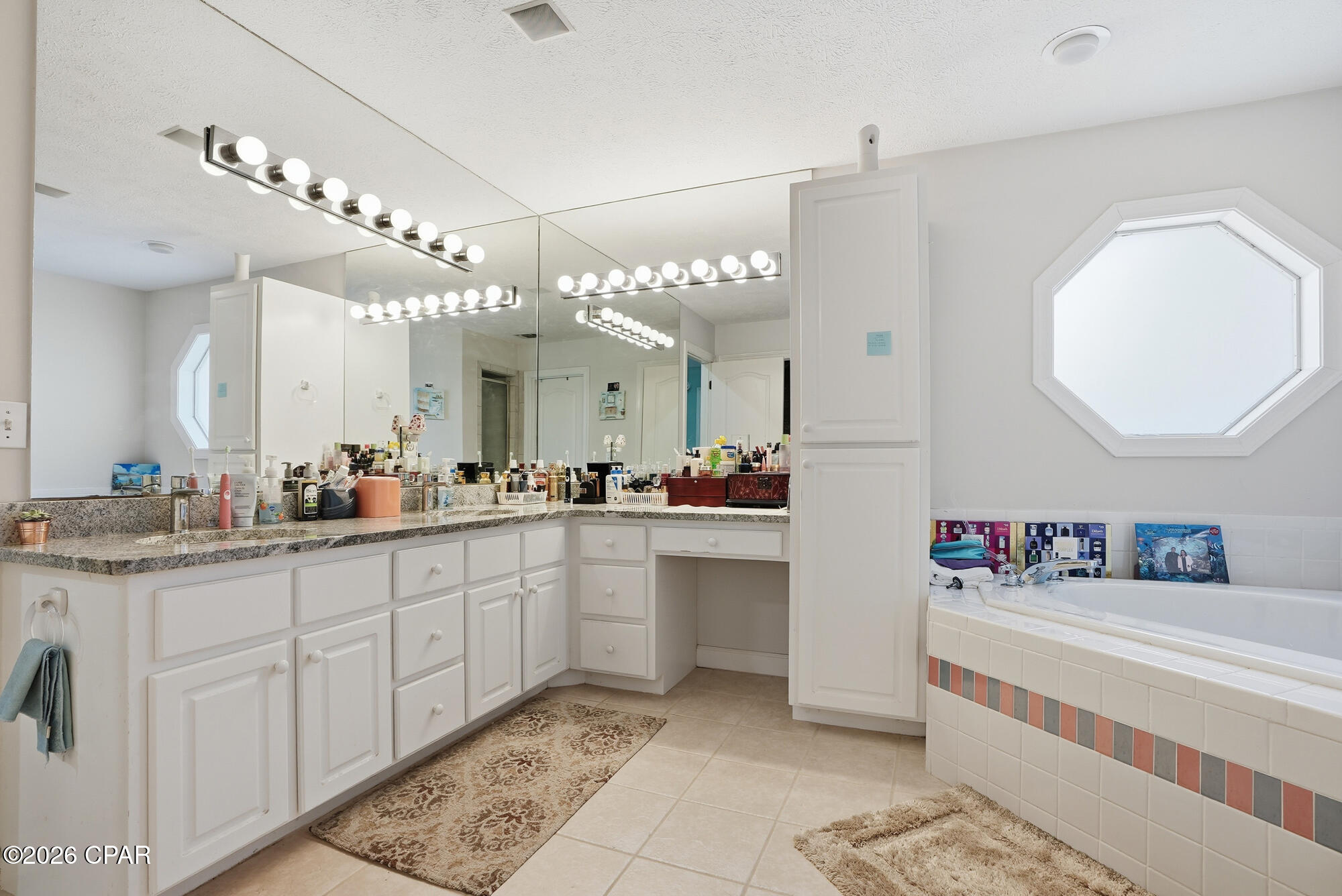 Pretty Bayou Hts 1st - Residential