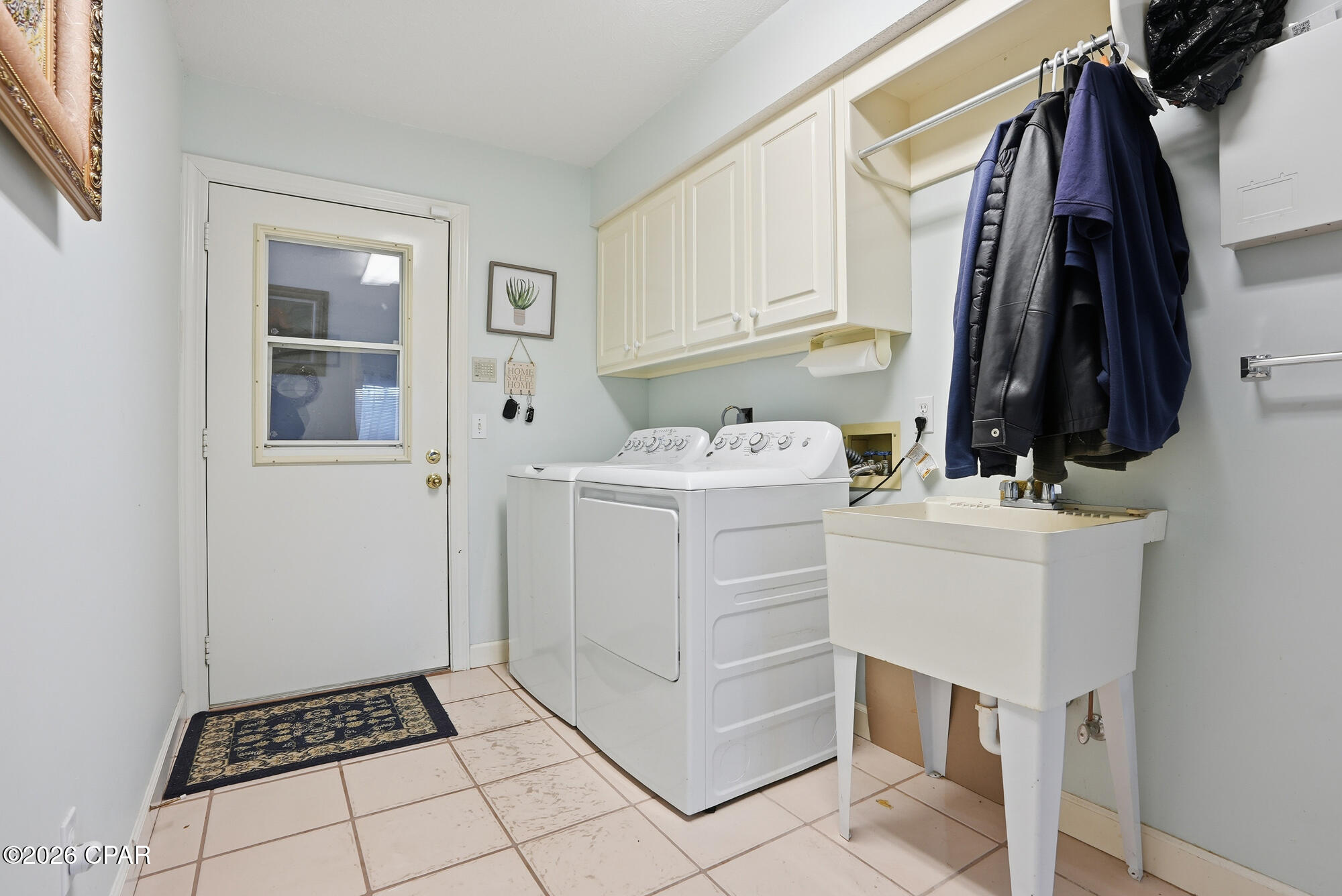 Pretty Bayou Hts 1st - Residential