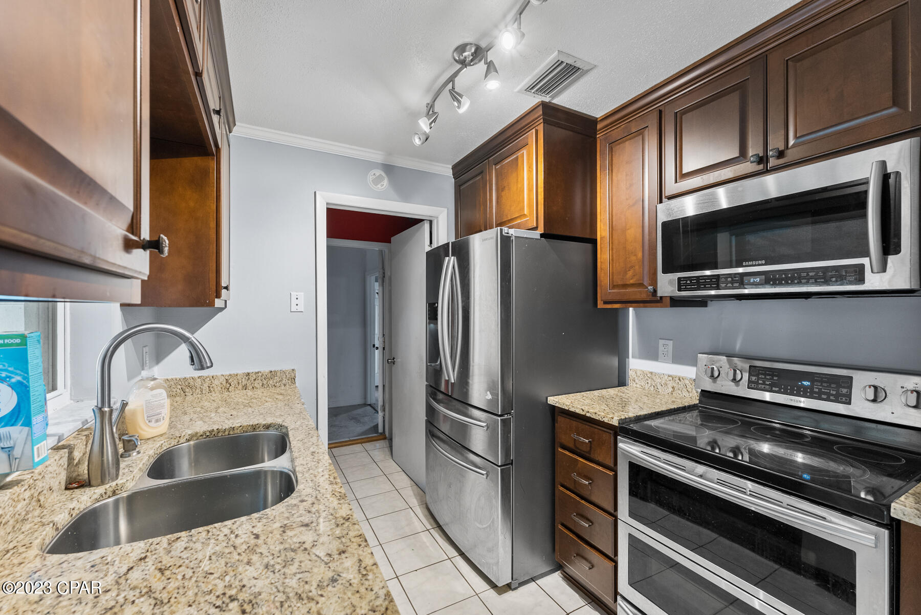 Sunny Hills Unit 4 - Residential