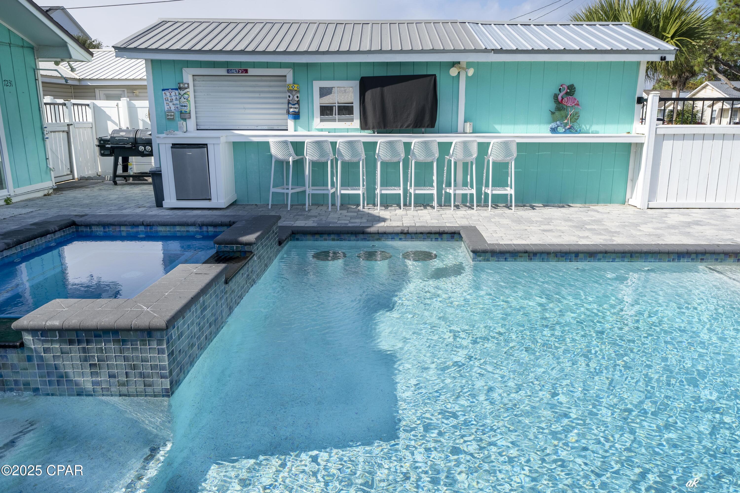 Holiday Beach Unit 14 - Residential