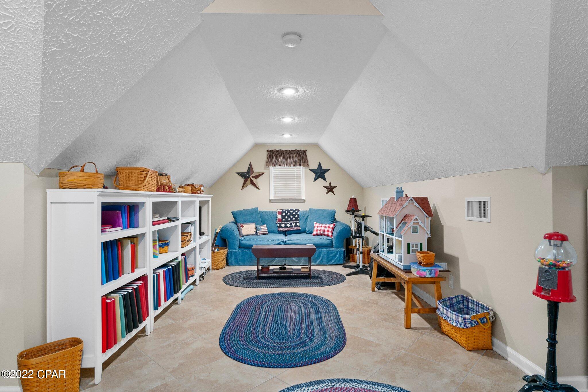 Kingswood - Residential