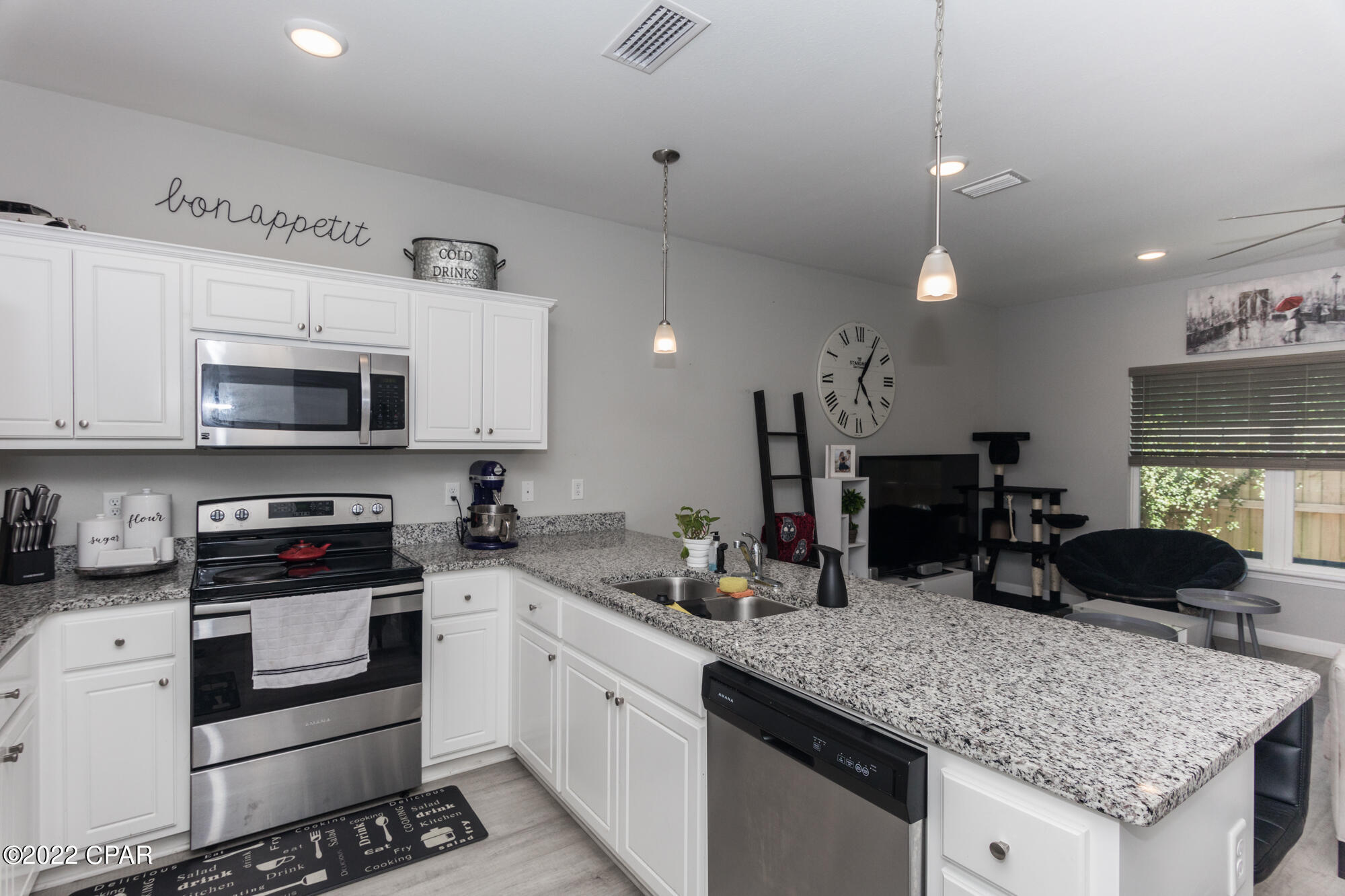 Banyan Beach - Residential