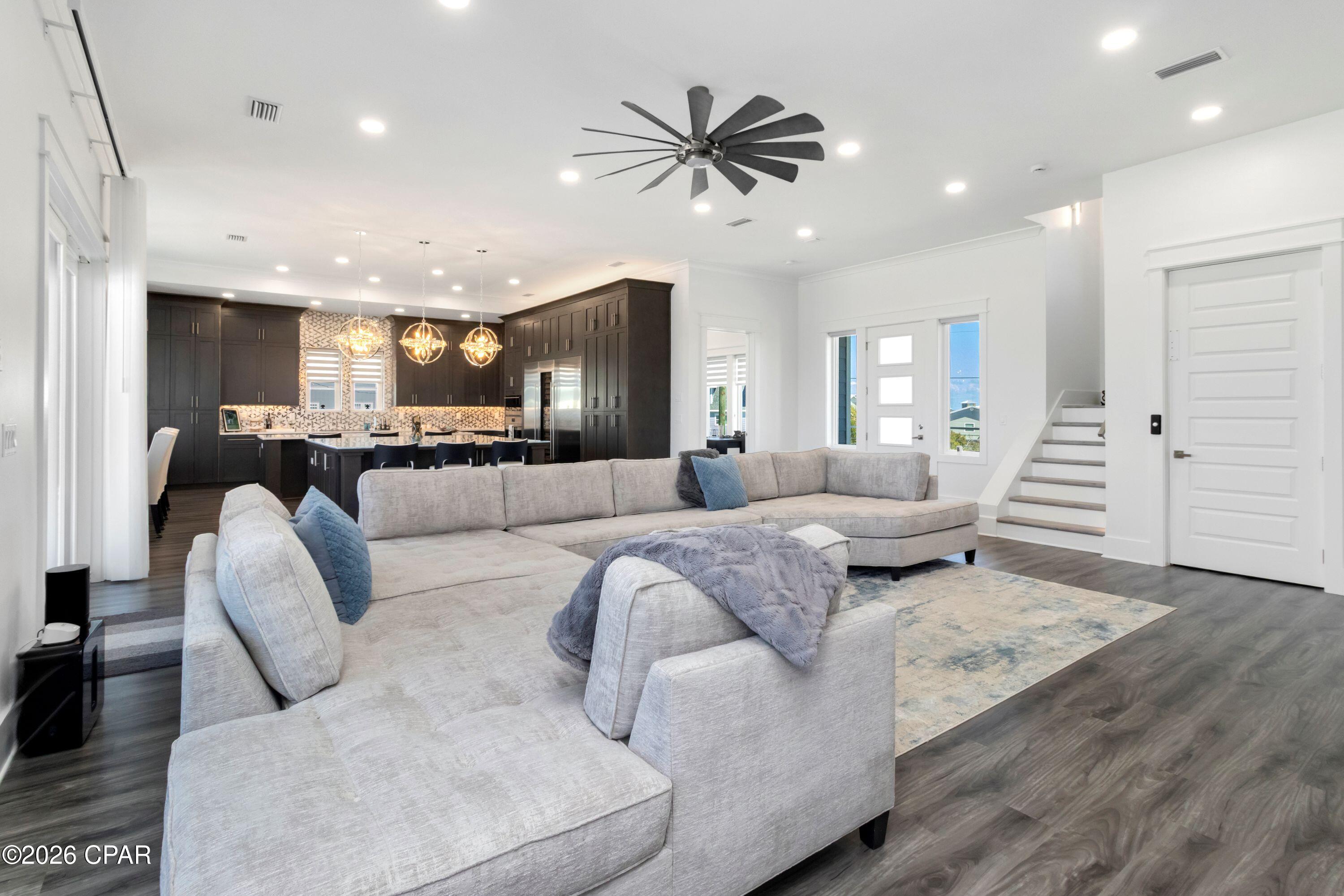 Cape Breezes - Residential