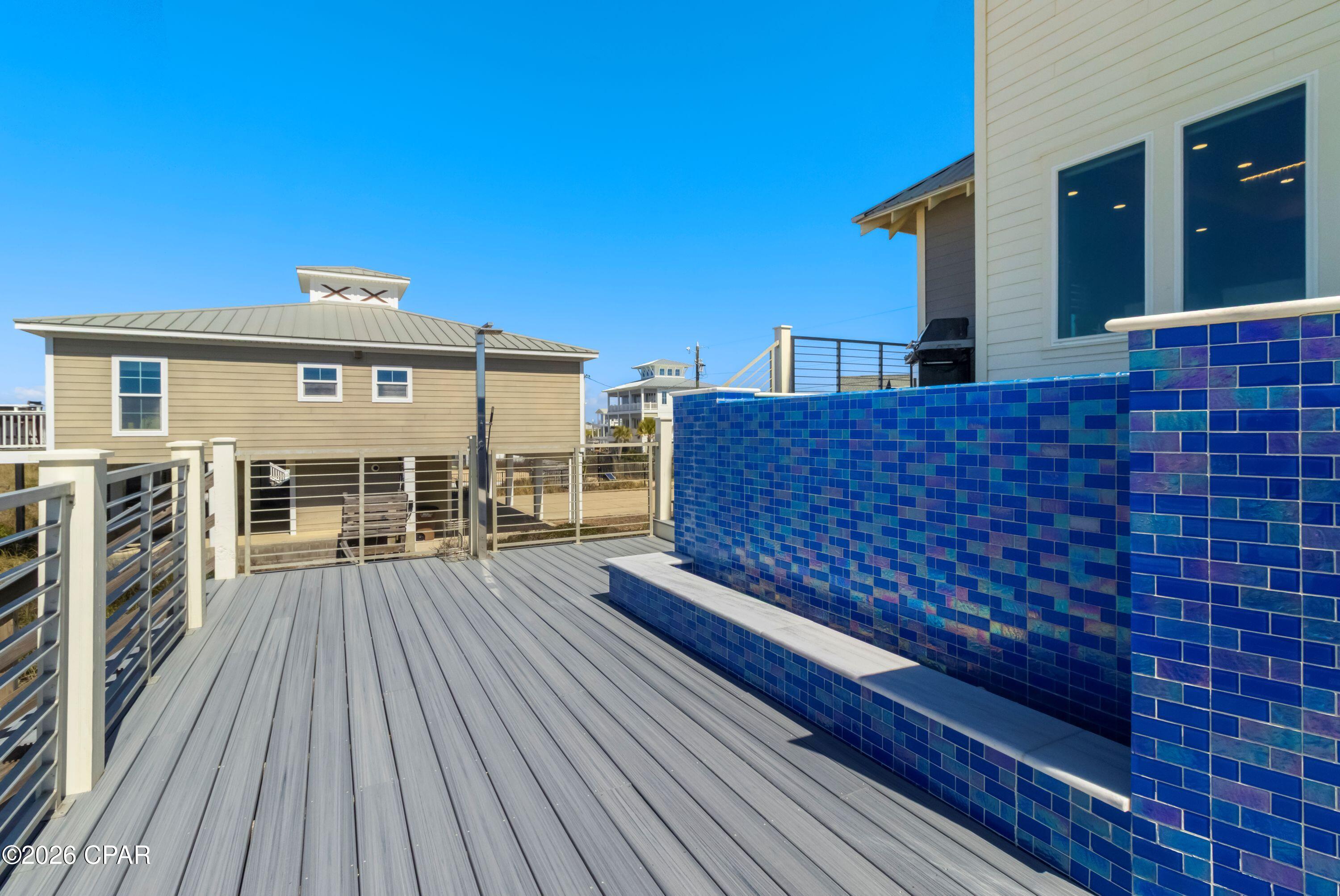 Cape Breezes - Residential