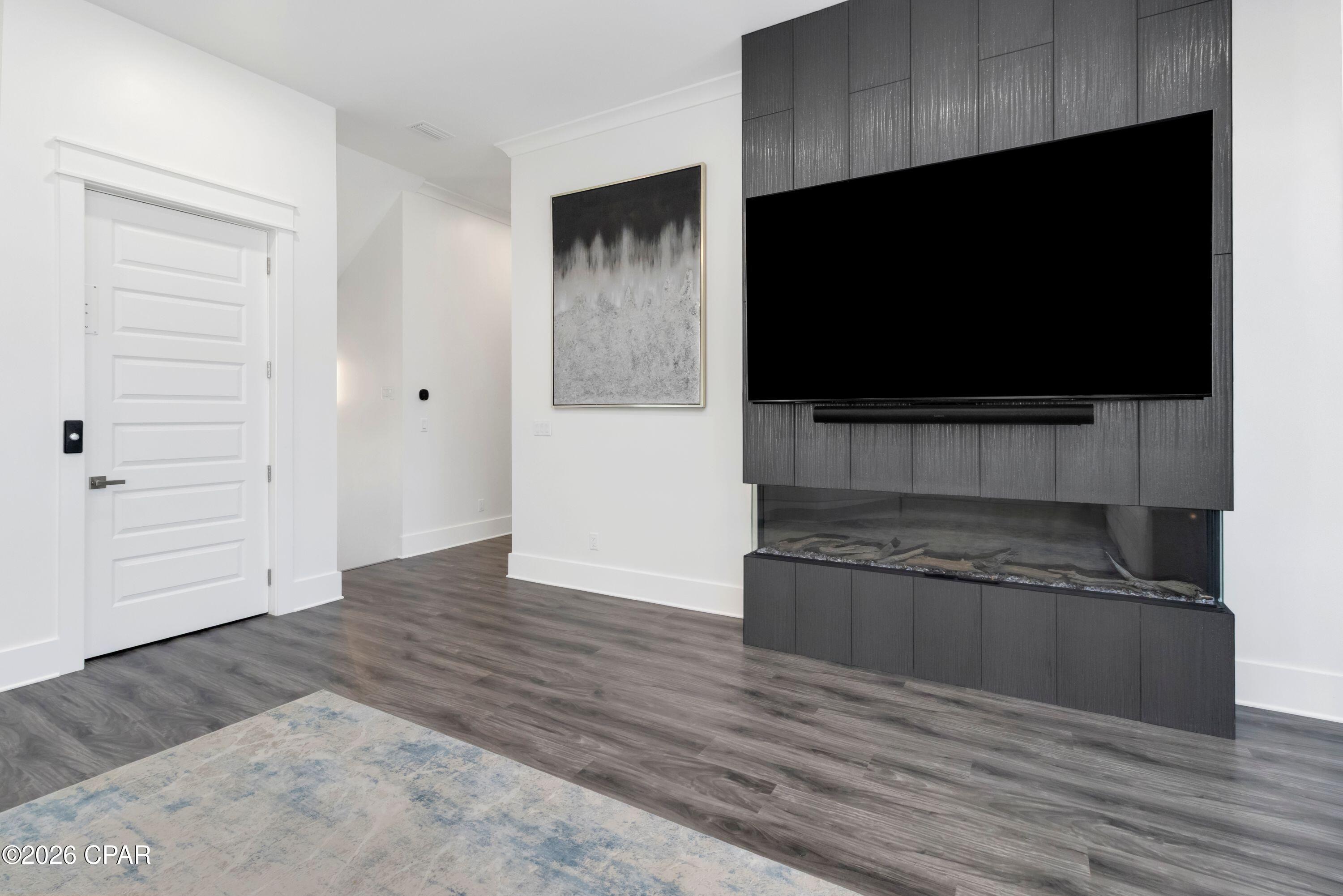 Cape Breezes - Residential