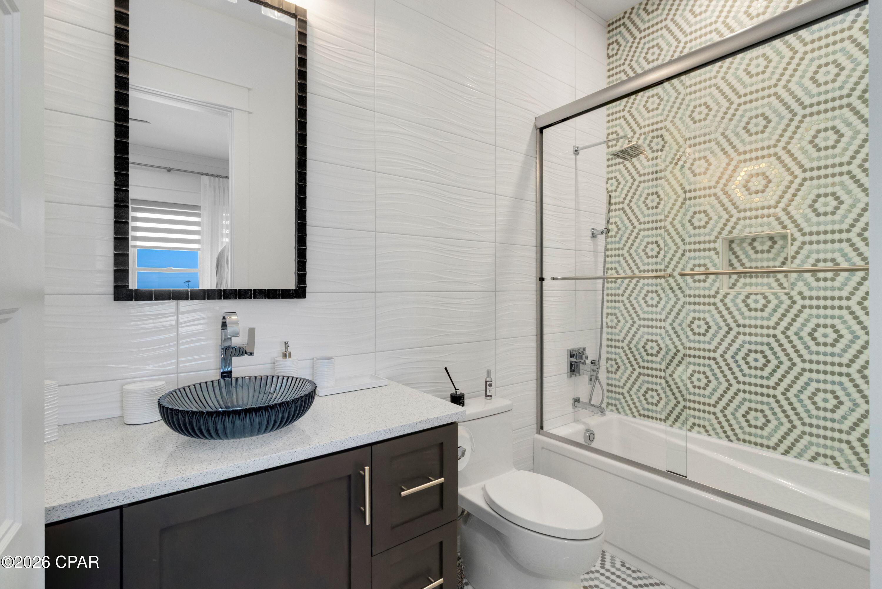 Cape Breezes - Residential