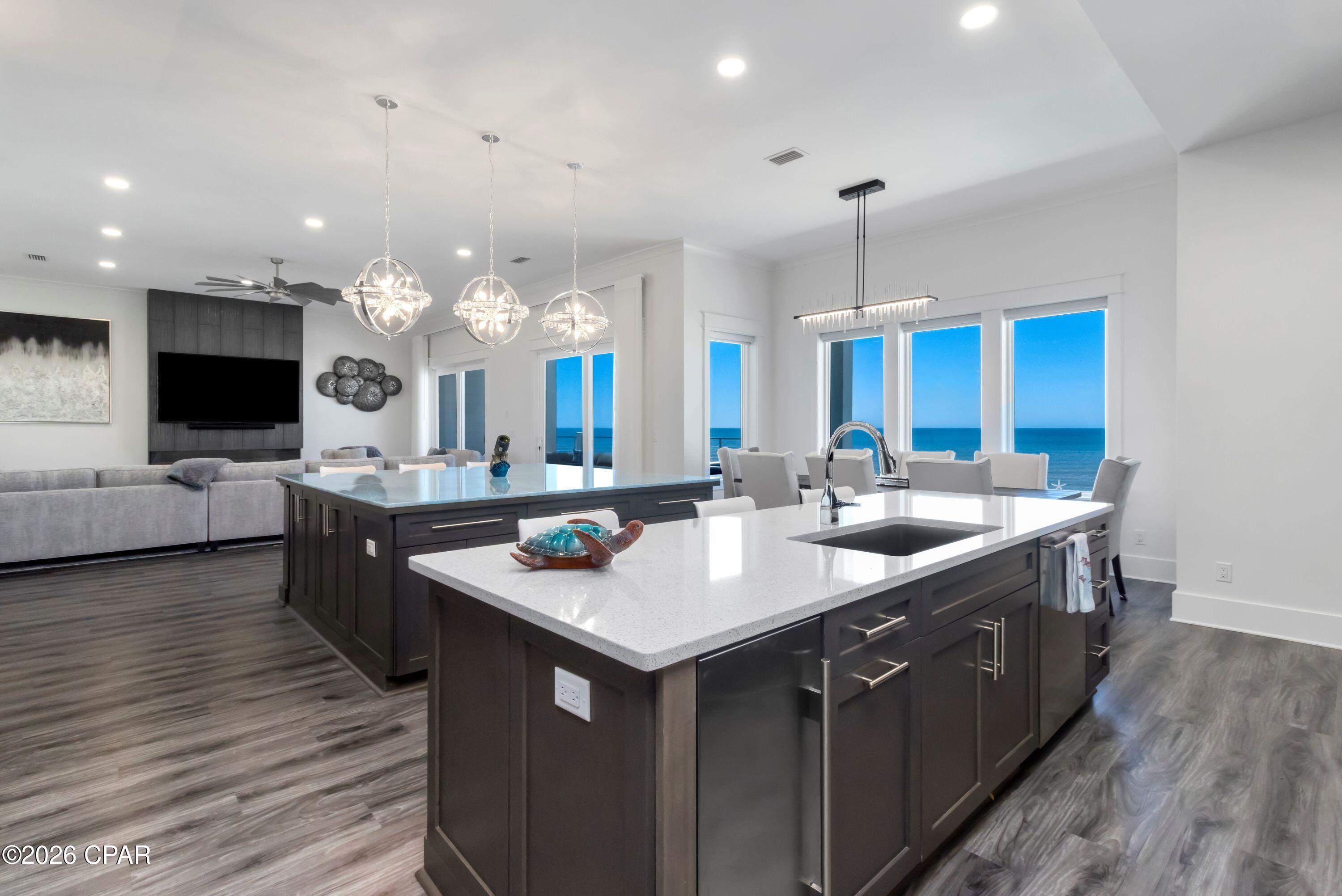 Cape Breezes - Residential