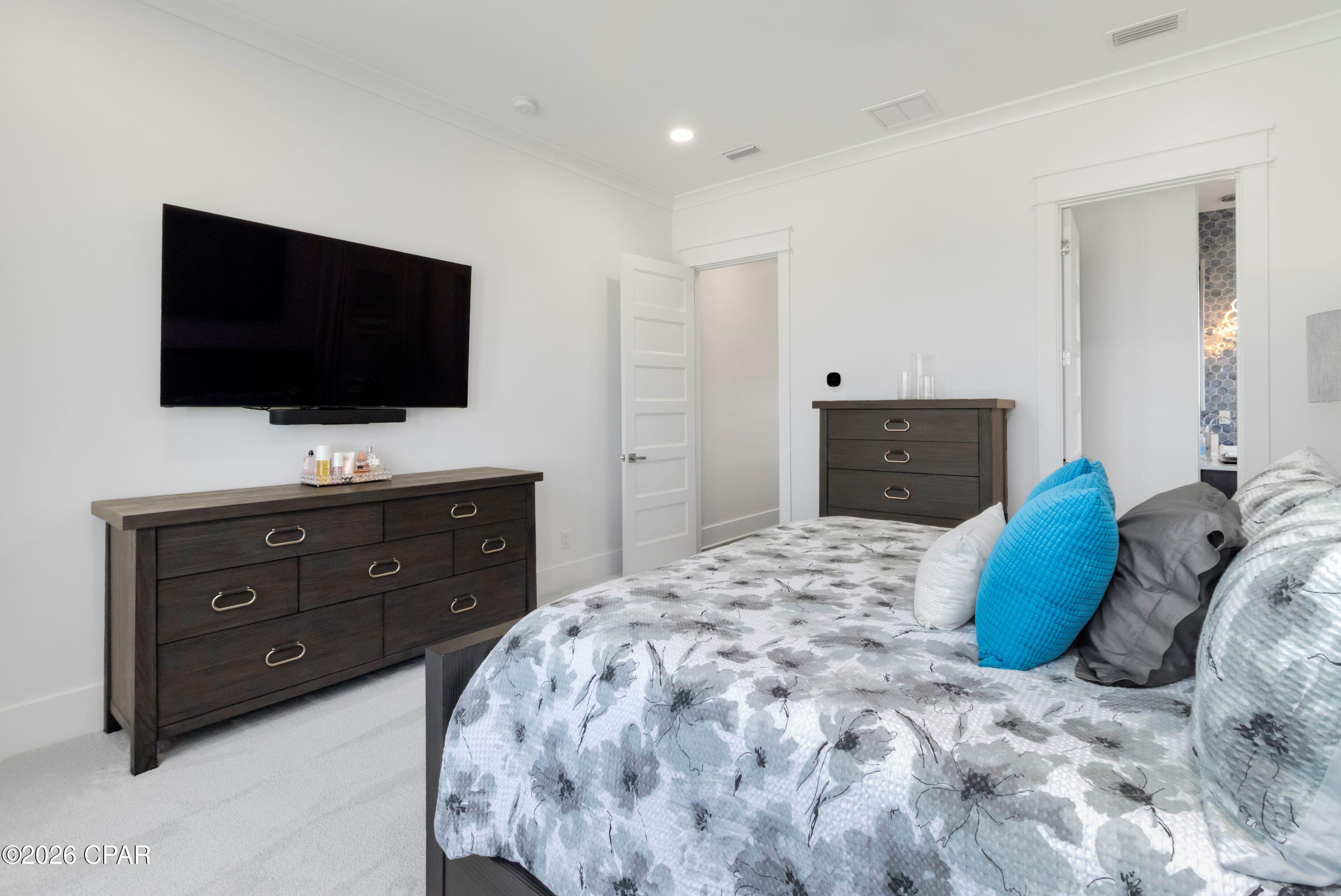 Cape Breezes - Residential