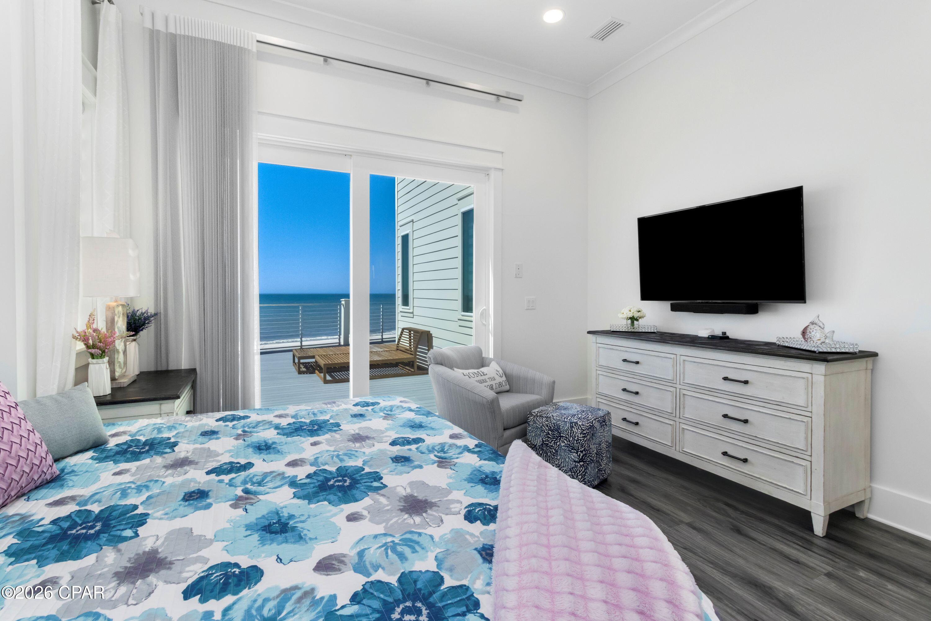 Cape Breezes - Residential