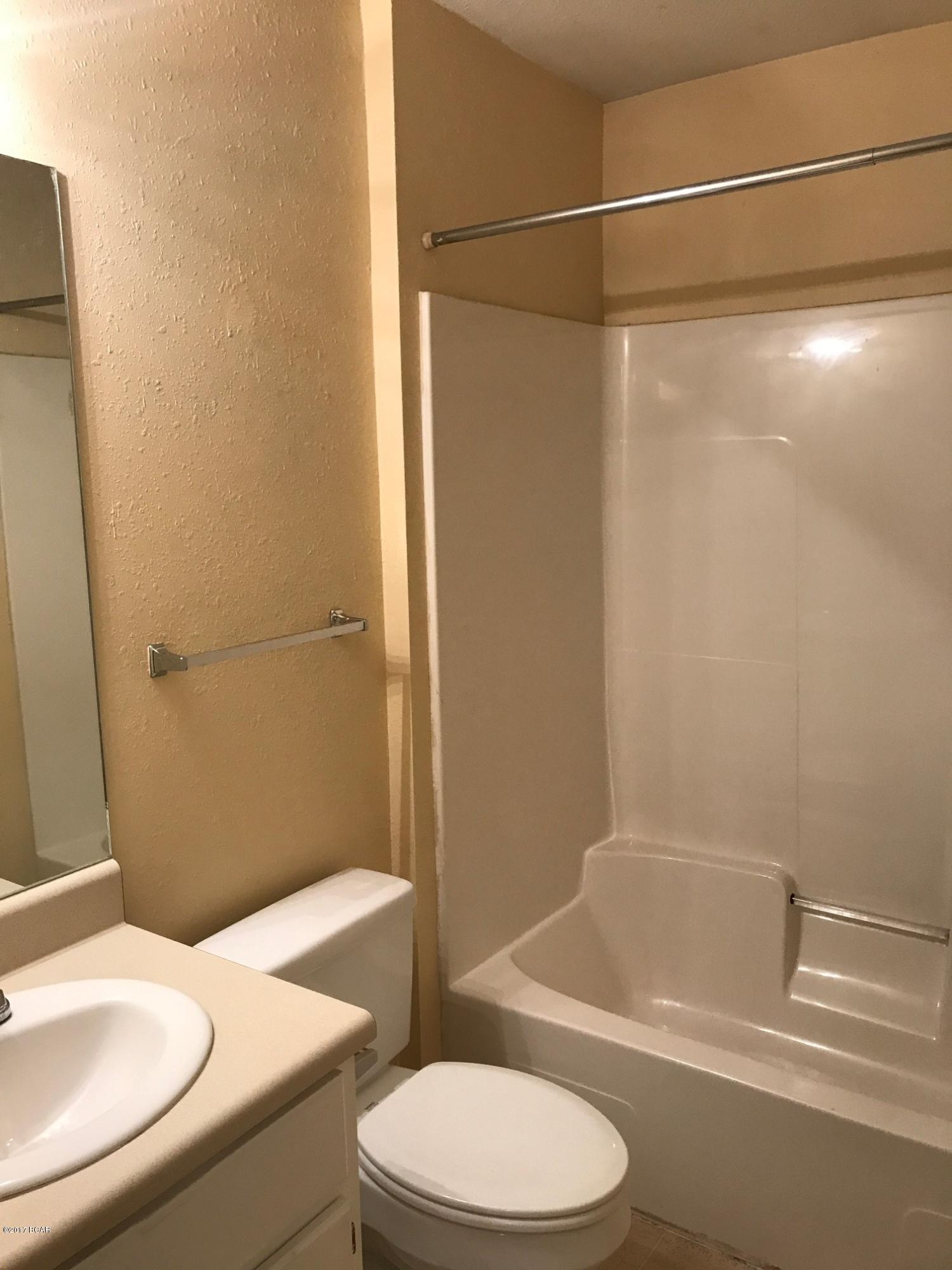 Biltmore Beach - Residential Lease