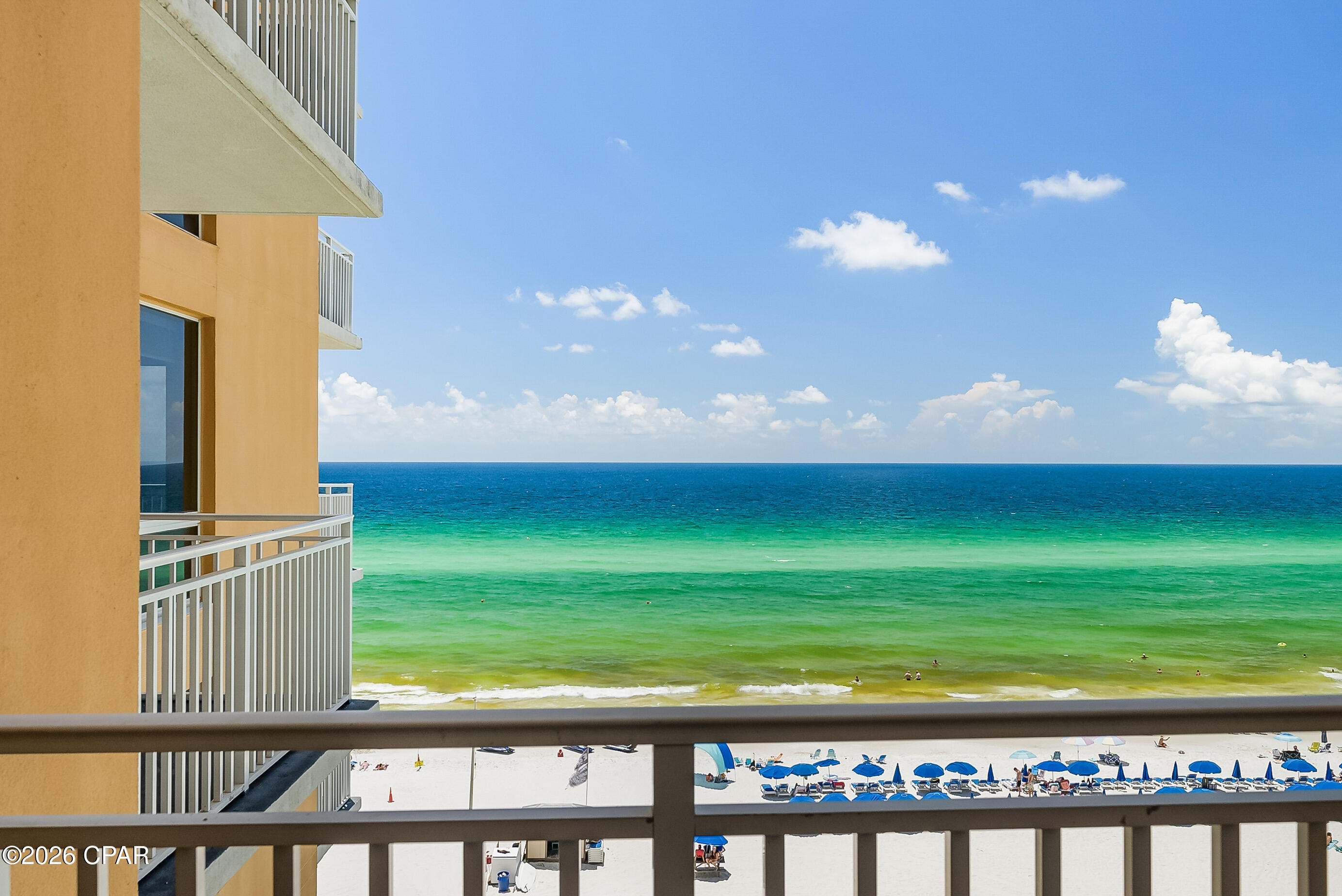 Splash Condo - Residential