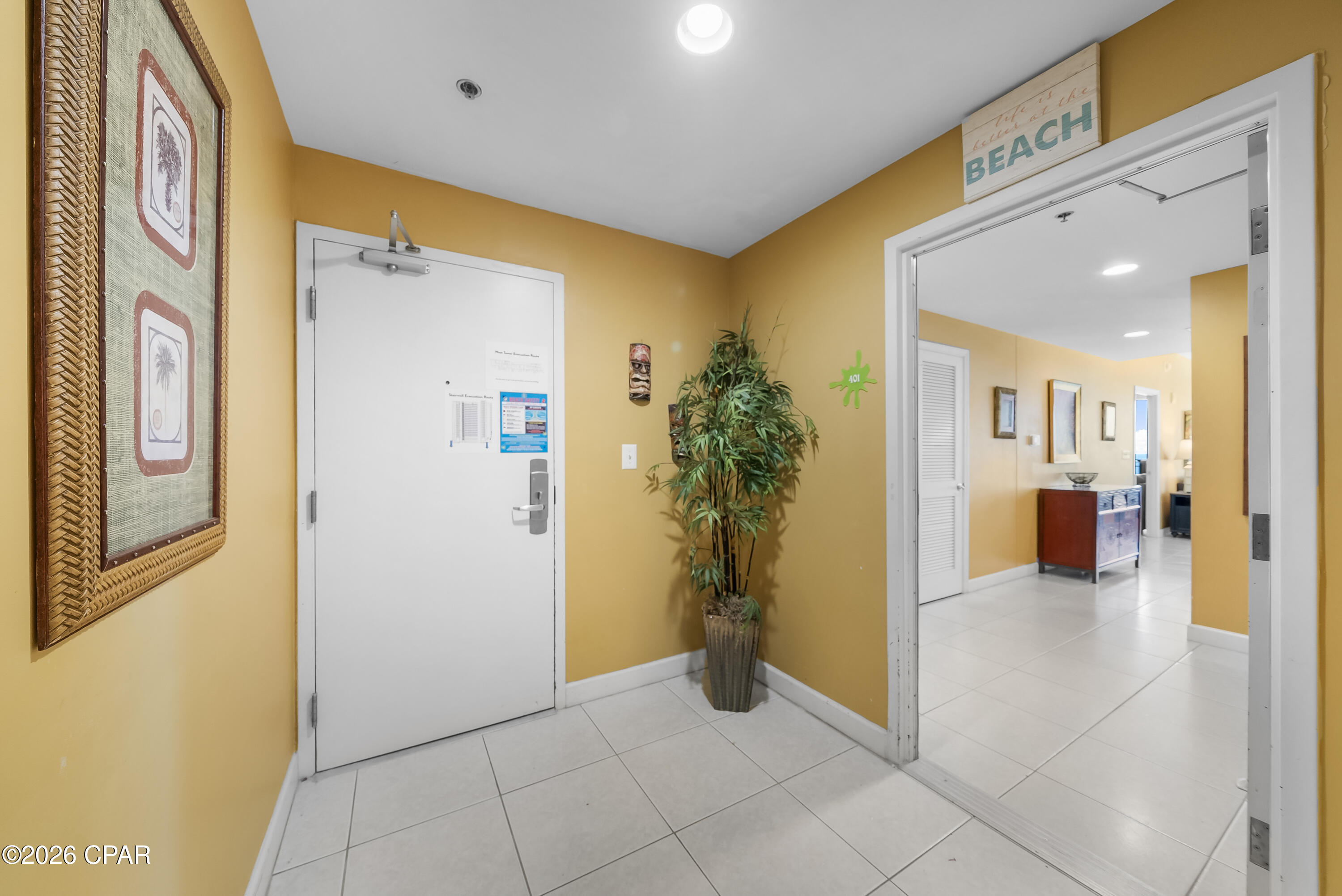 Splash Condo - Residential