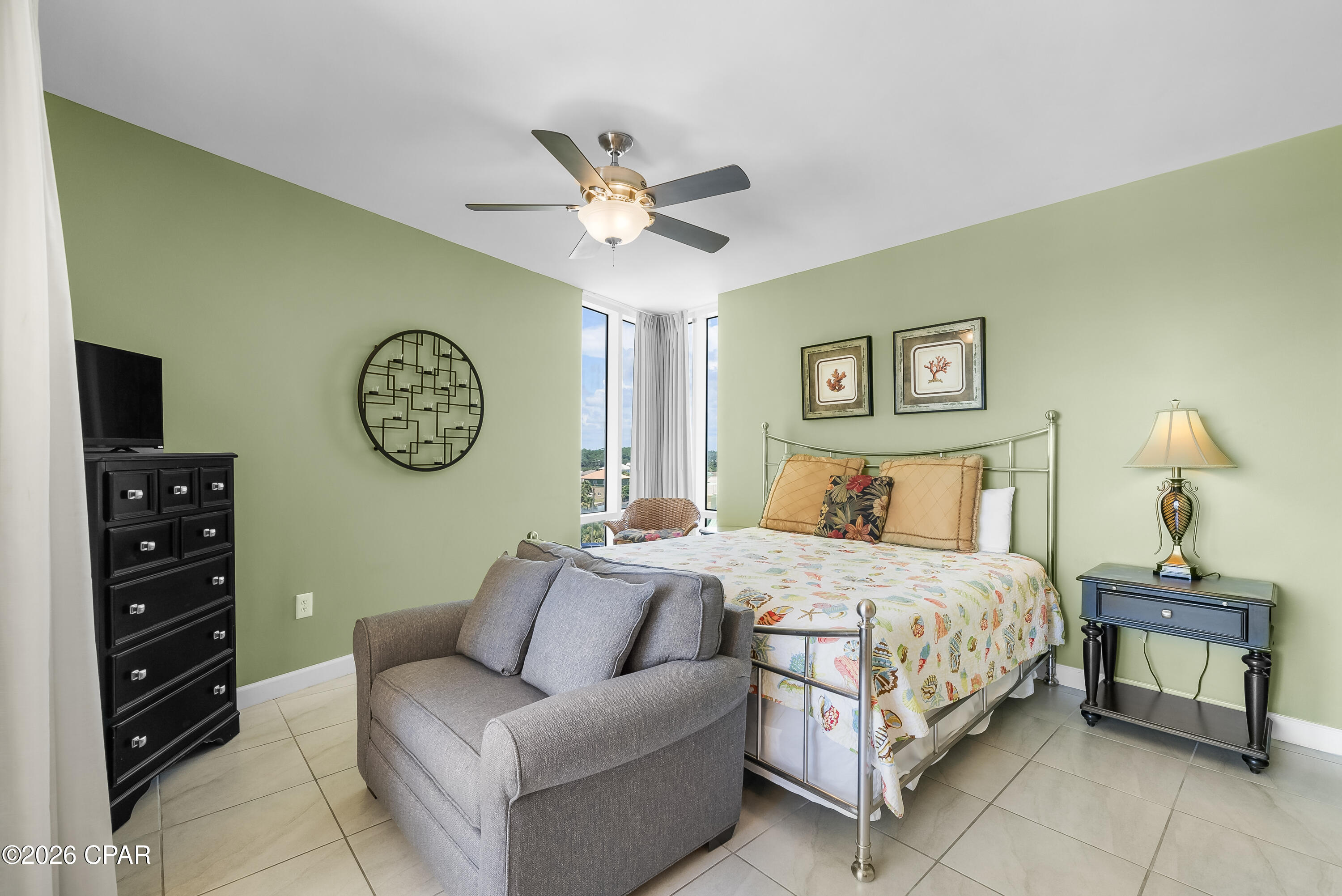 Splash Condo - Residential