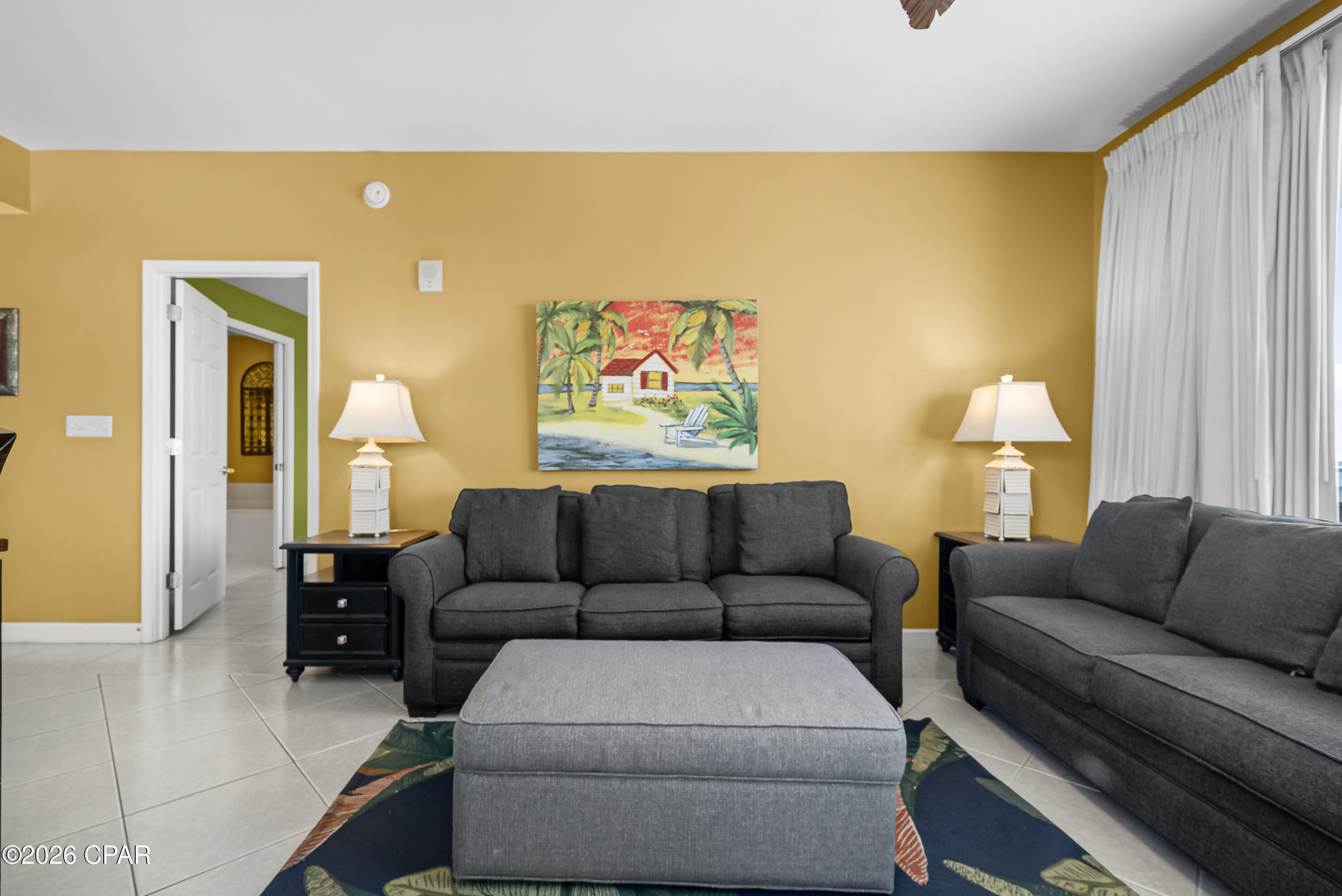 Splash Condo - Residential