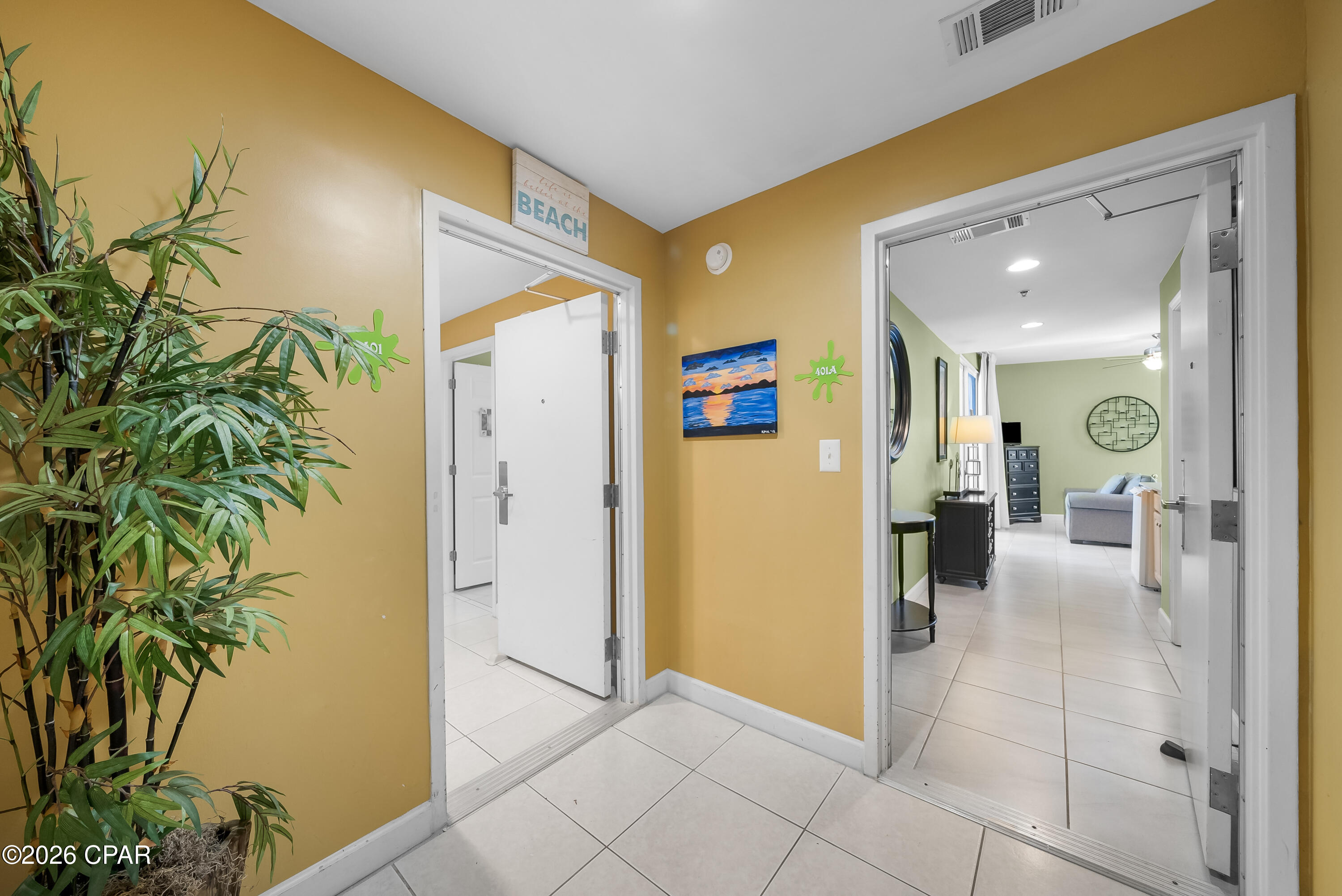 Splash Condo - Residential