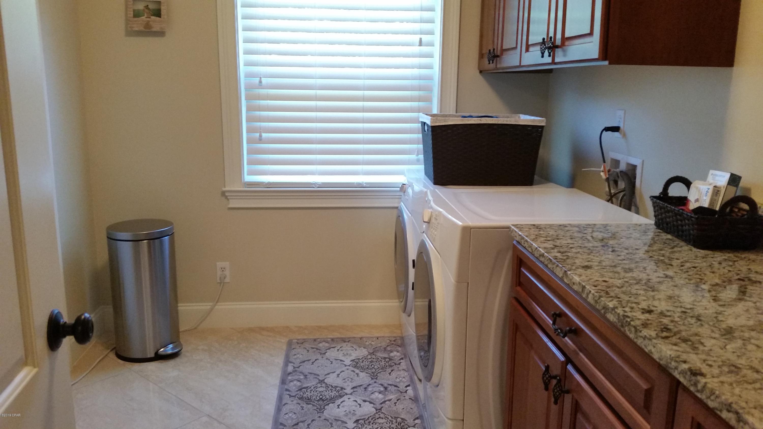 Pretty Bayou Replat - Residential