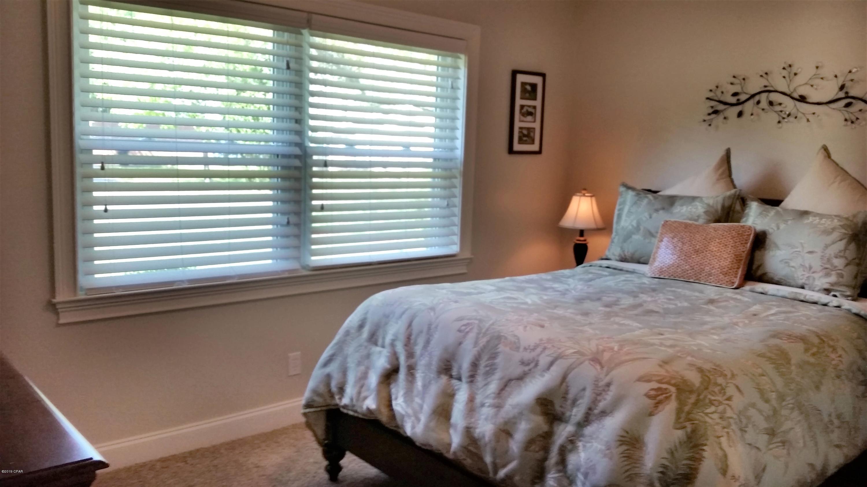 Pretty Bayou Replat - Residential