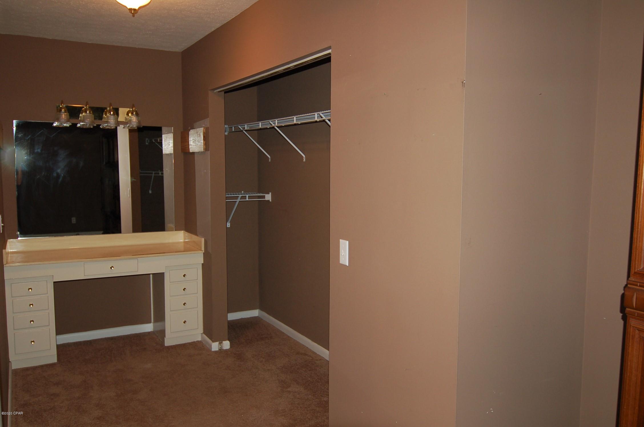 Colony Club - Residential