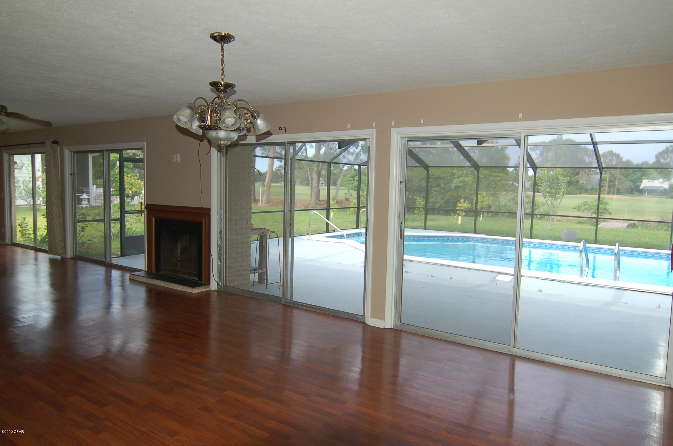 Colony Club - Residential