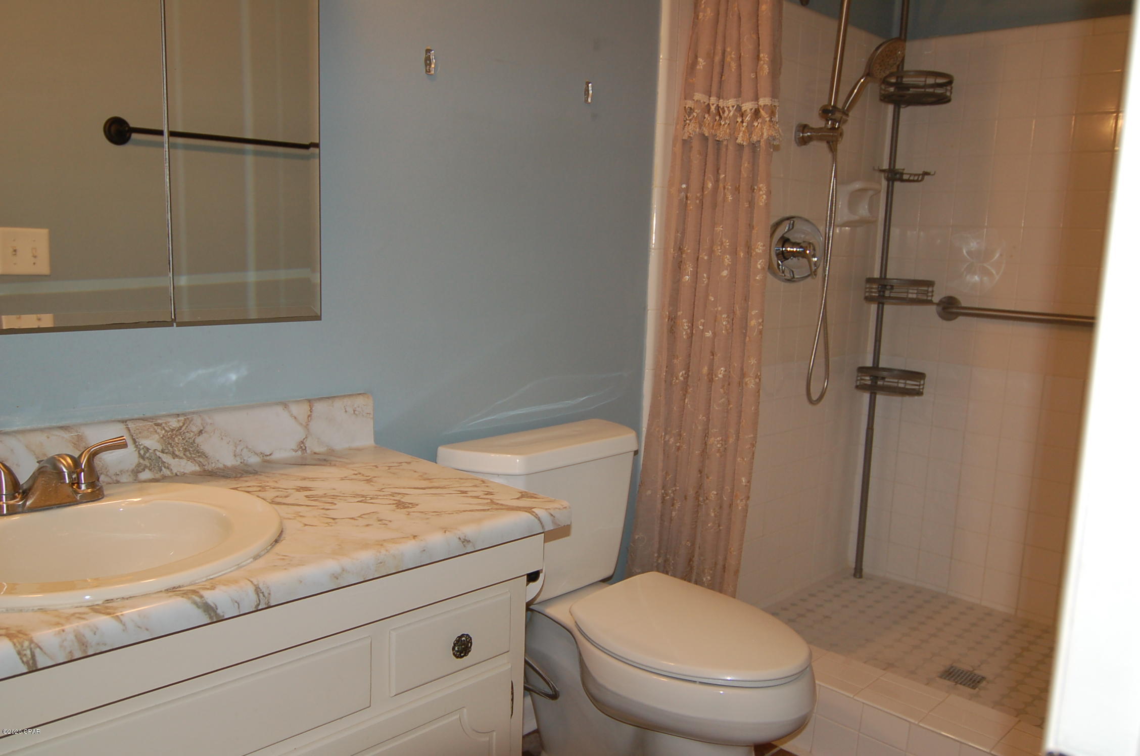 Colony Club - Residential