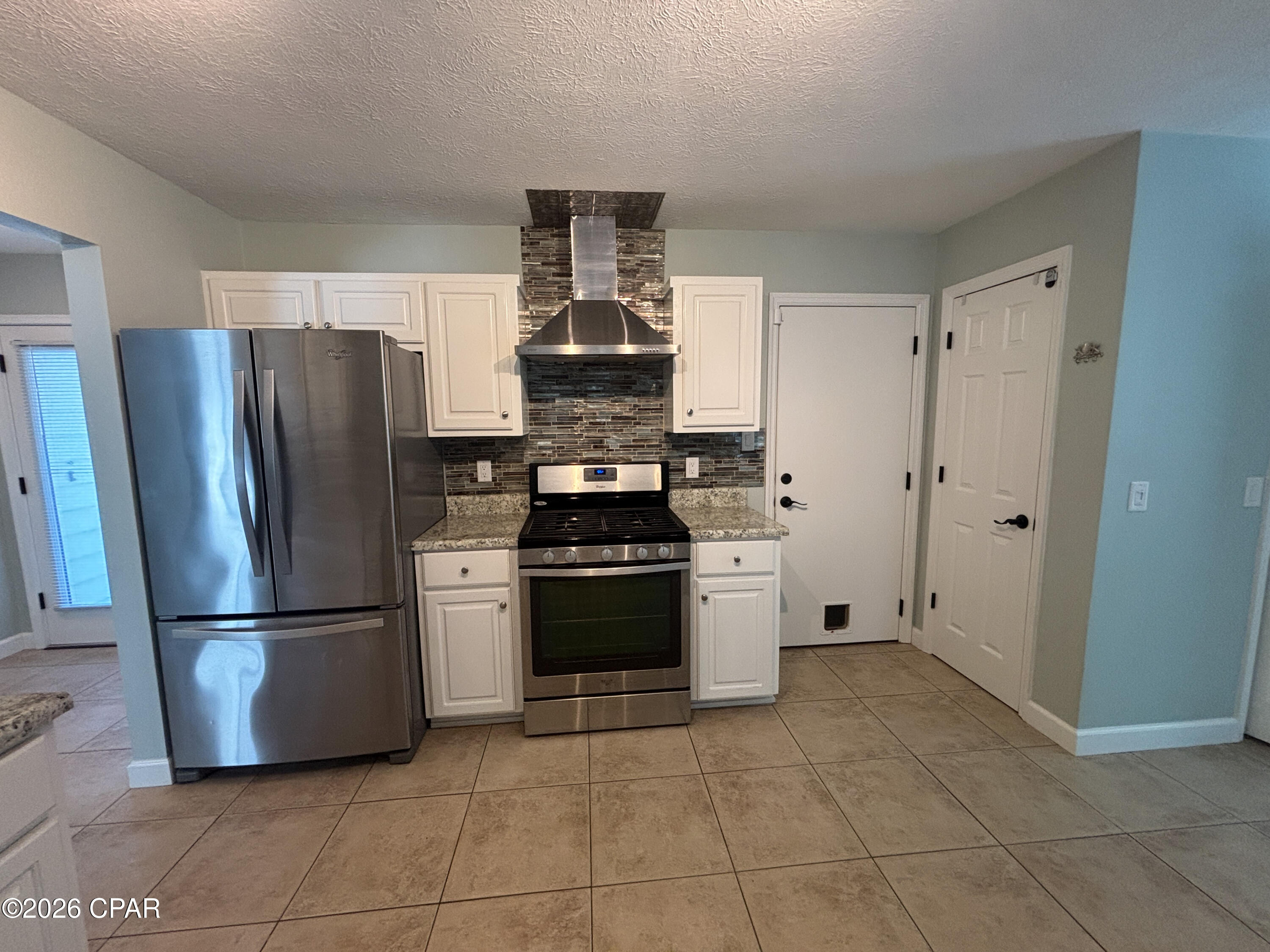 [No Recorded Subdiv] - Residential Lease