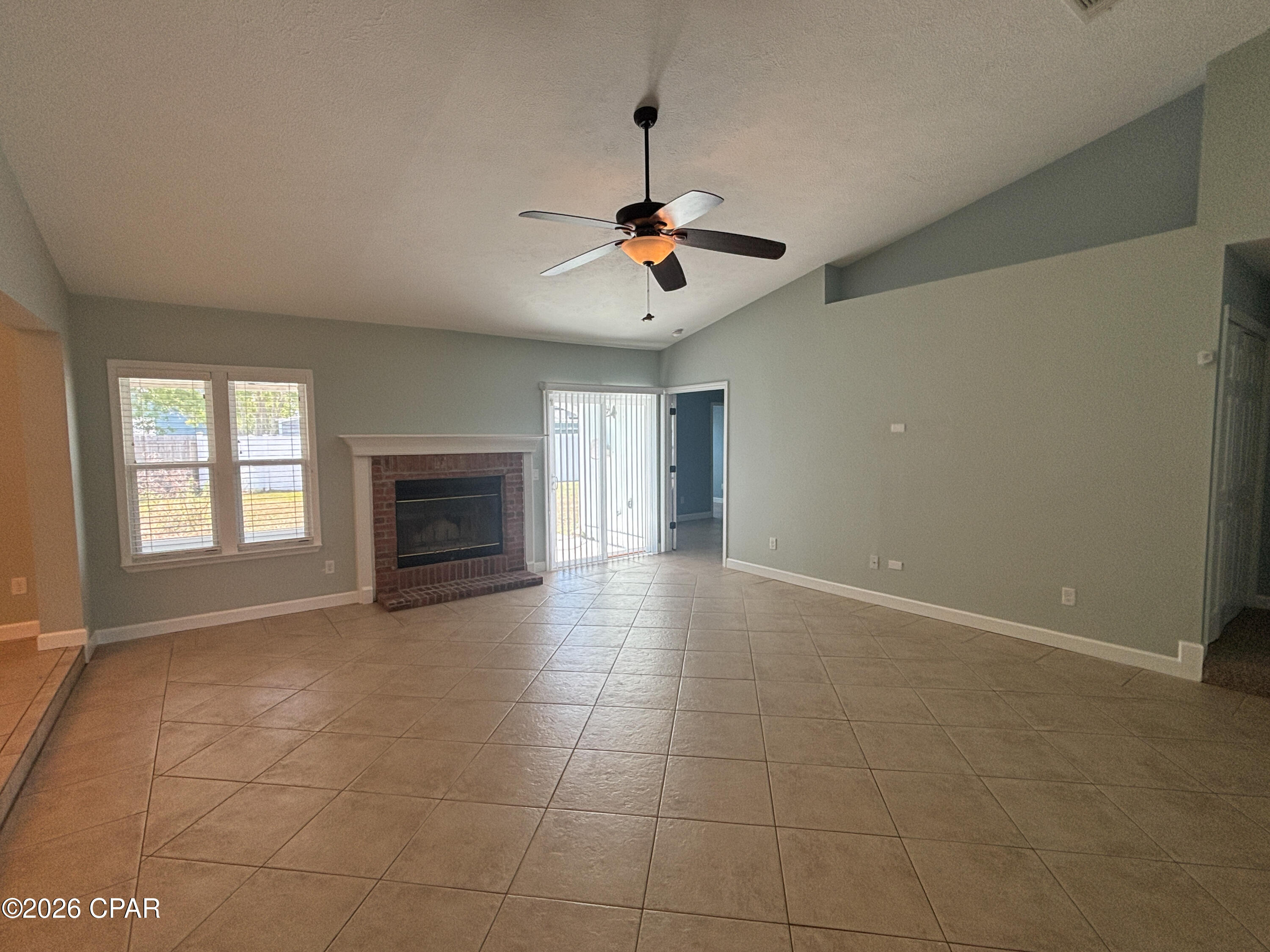 [No Recorded Subdiv] - Residential Lease