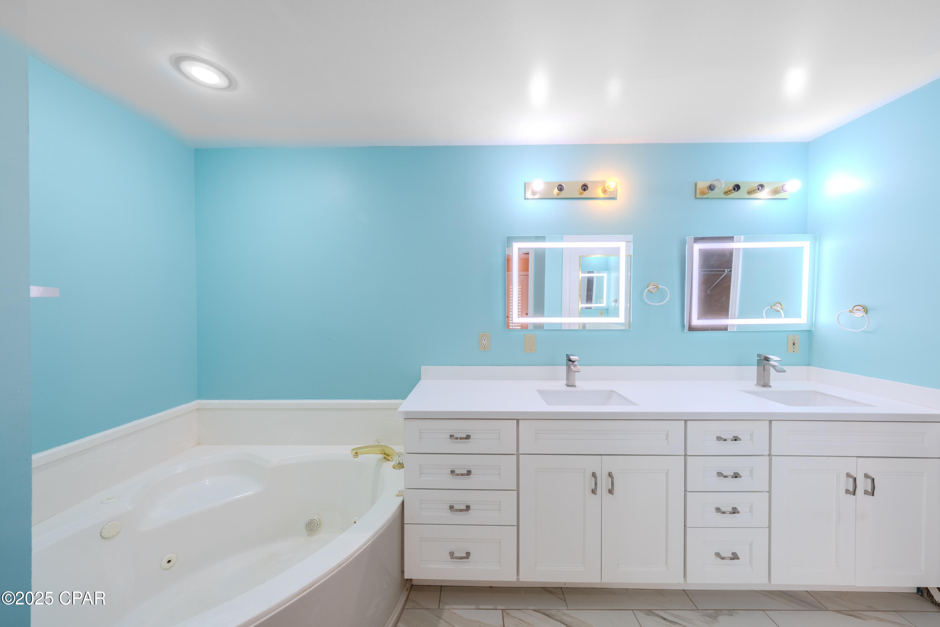 Indian Springs Golf Course - Residential