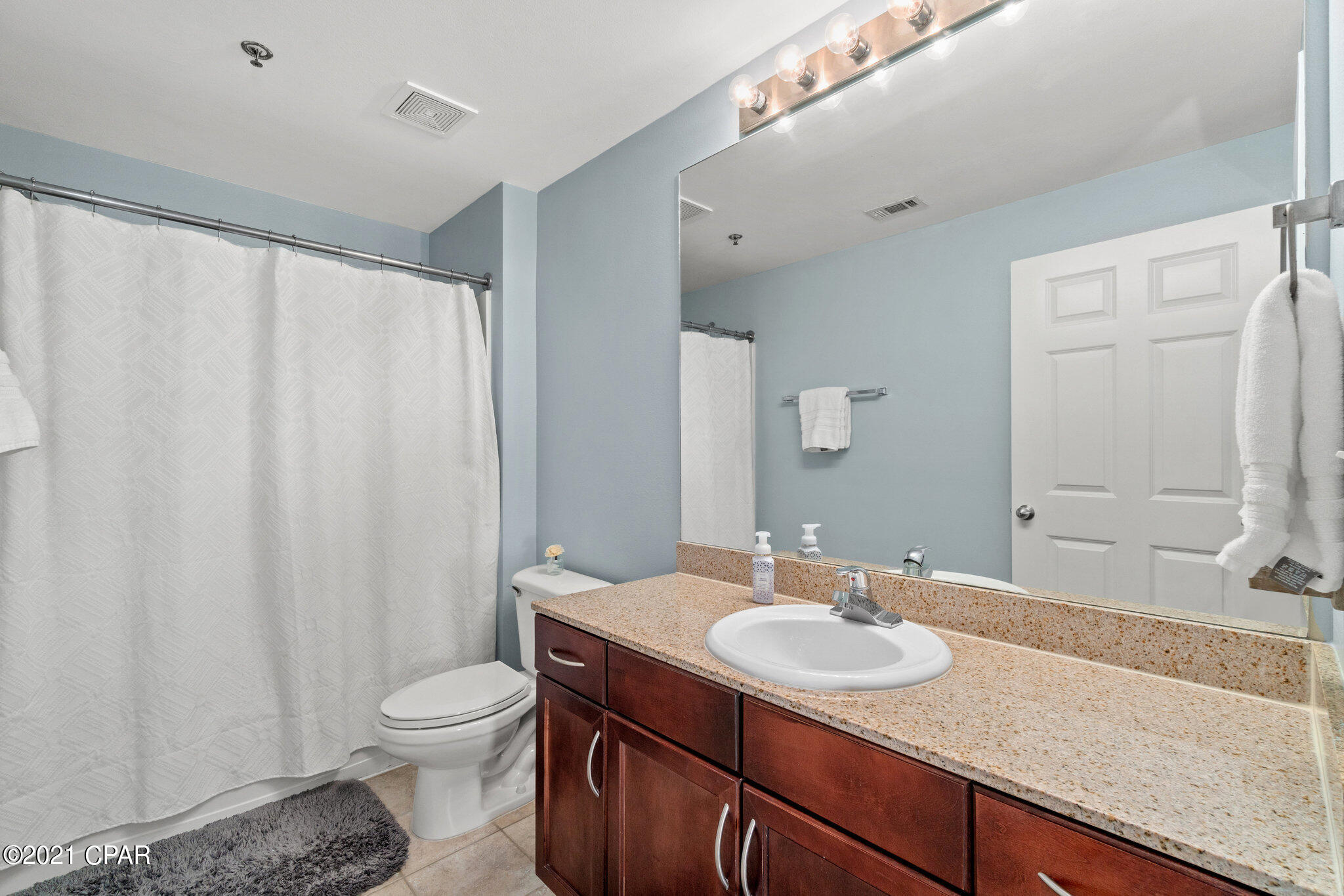 Laketown Wharf - Residential