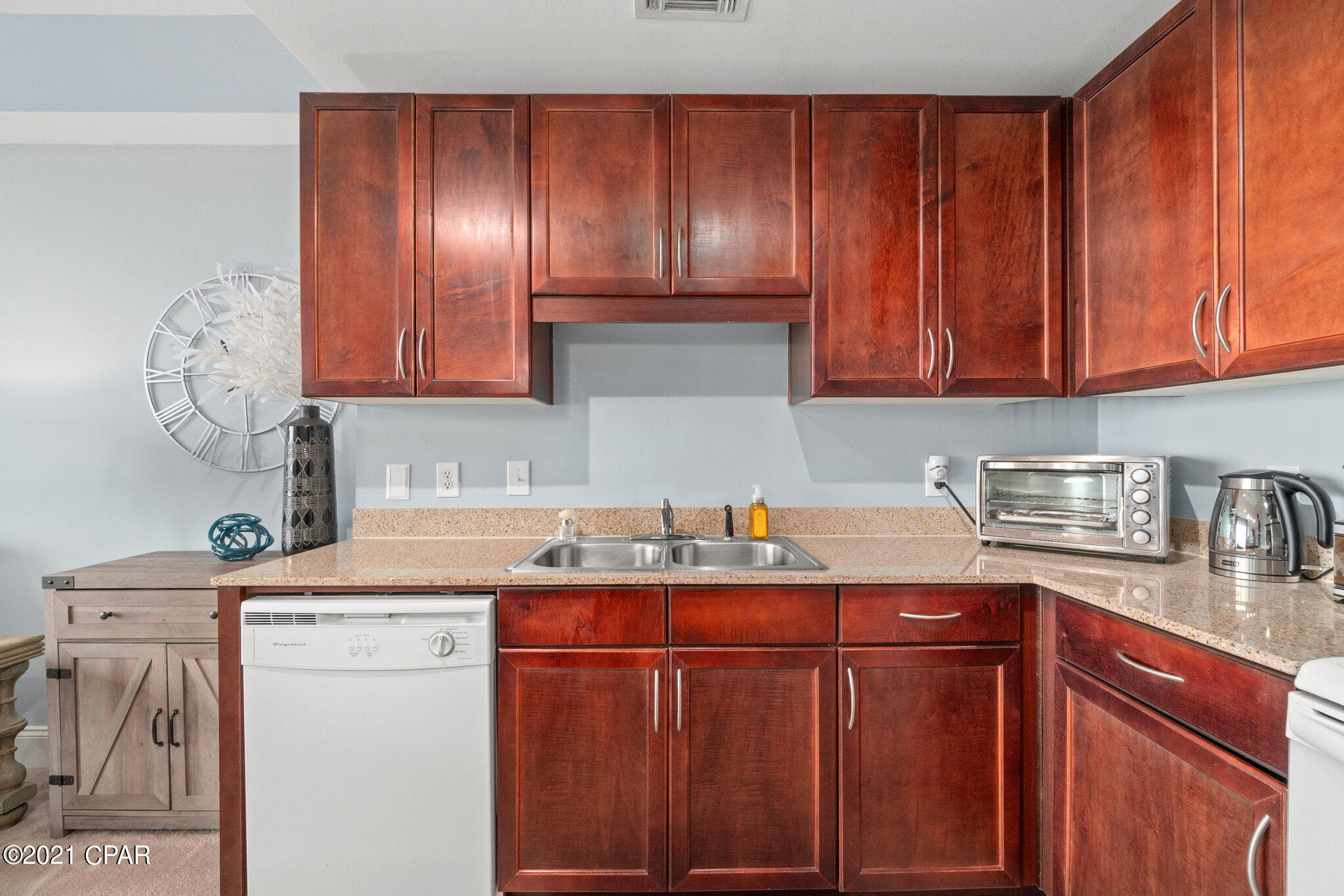 Laketown Wharf - Residential